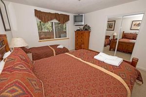 Alquiler Vacacional - 3301 Marlette Circle 3 Bedroom Home by RedAwning