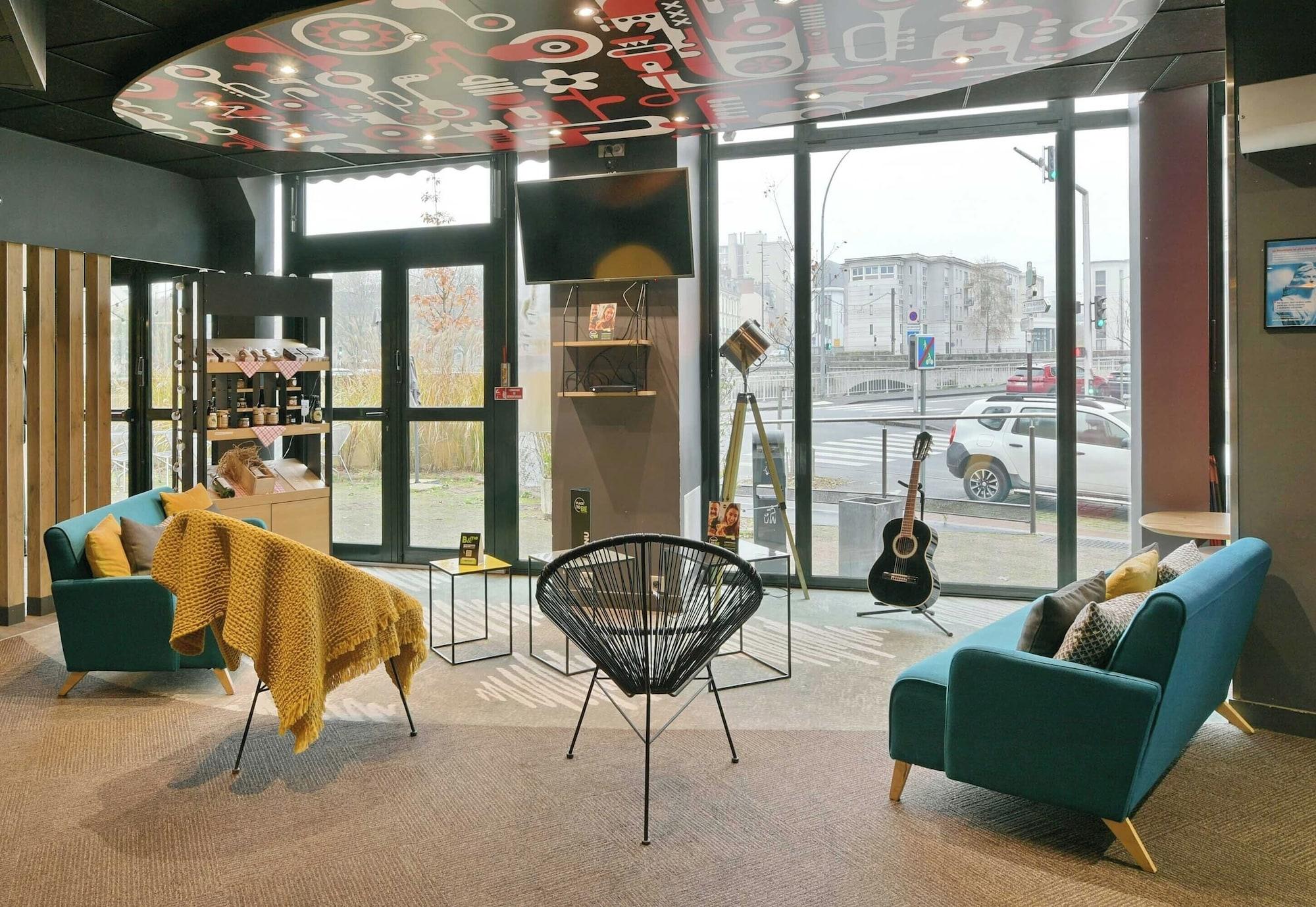 Vista Lobby B&B HOTEL Le Mans Centre Cathédrale