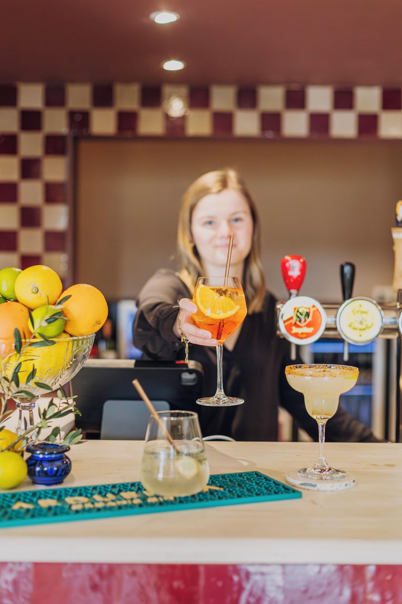 Bar/Salón Hotel Melba