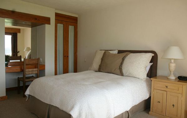 Luxury Villa featured in Architectural Digest - Hoteles con traslado en Valle de Bravo