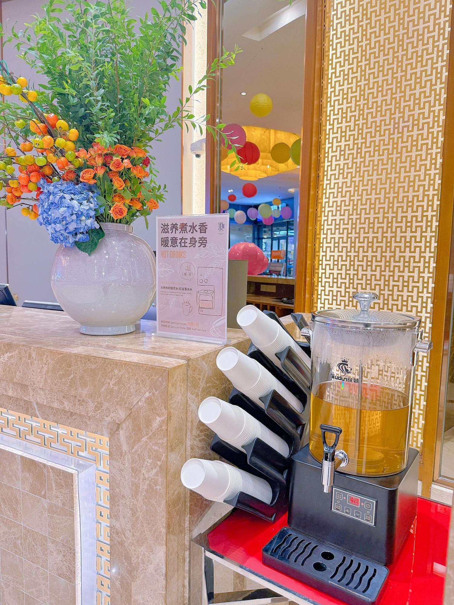 Vista Lobby JEN Shenyang by Shangri-La