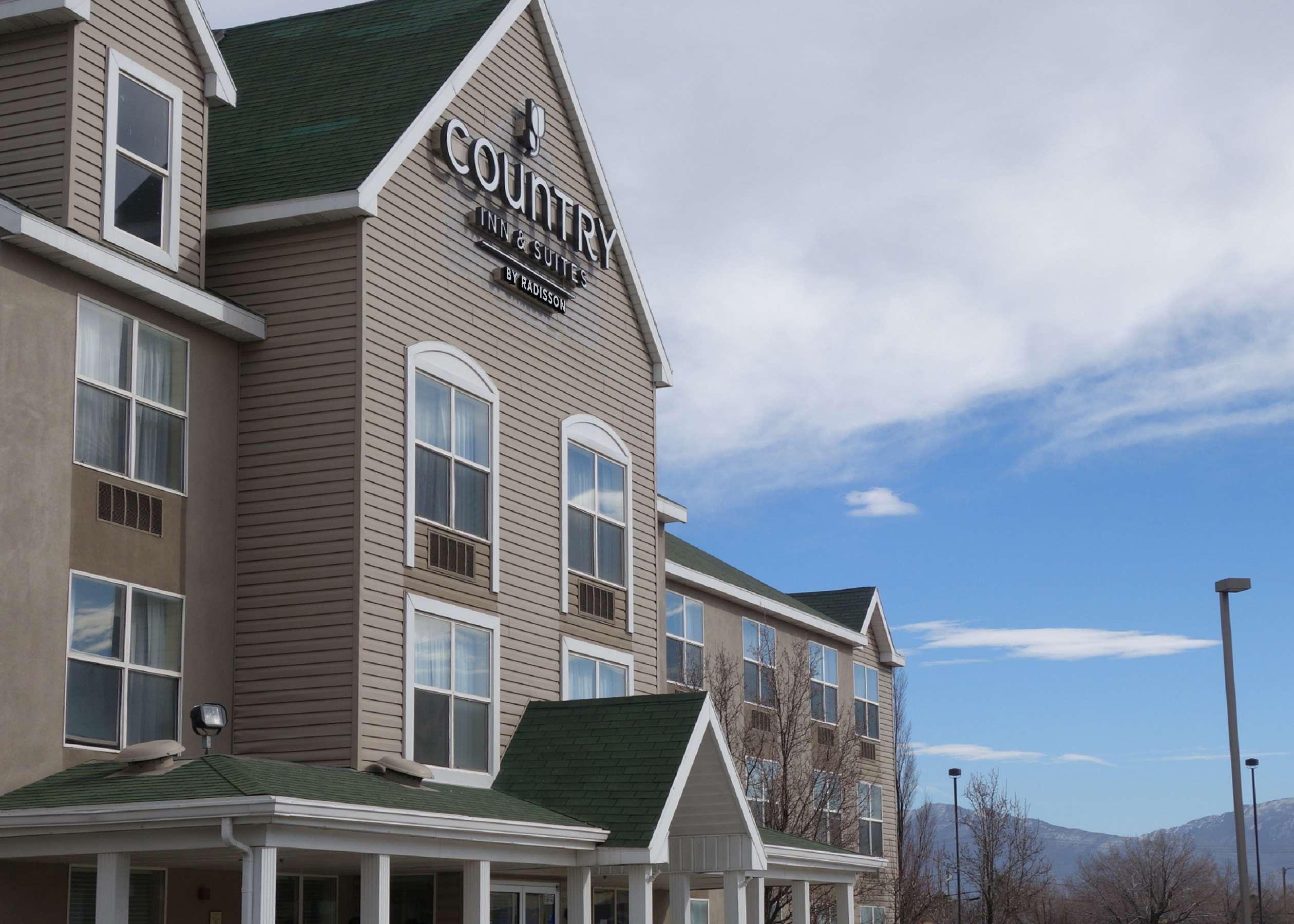 Vista Exterior Country Inn & Suites by Radisson, West Valley City, UT