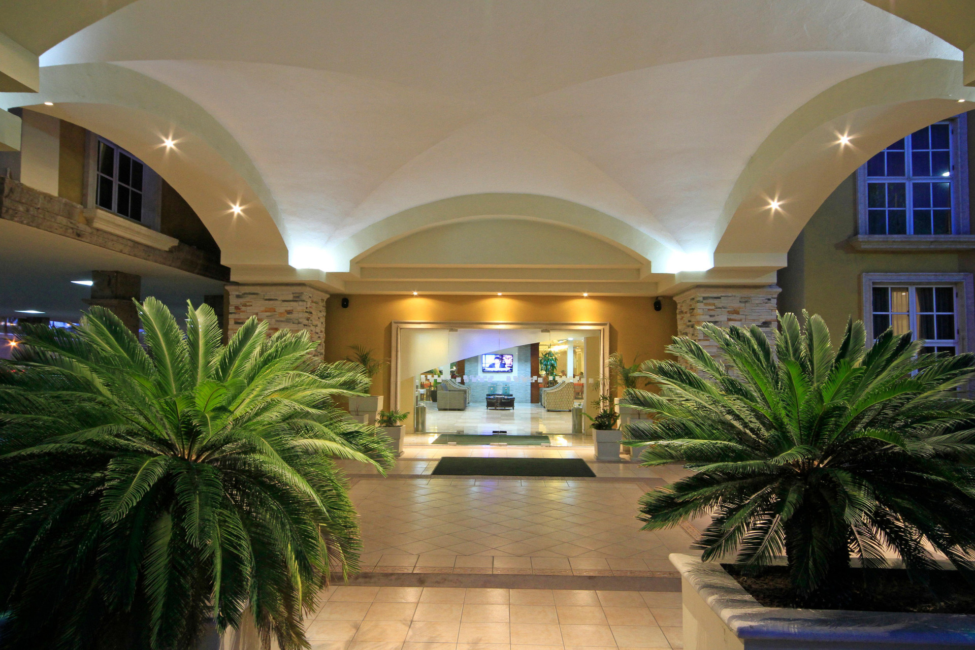 Vista Exterior Holiday Inn Monclova by IHG