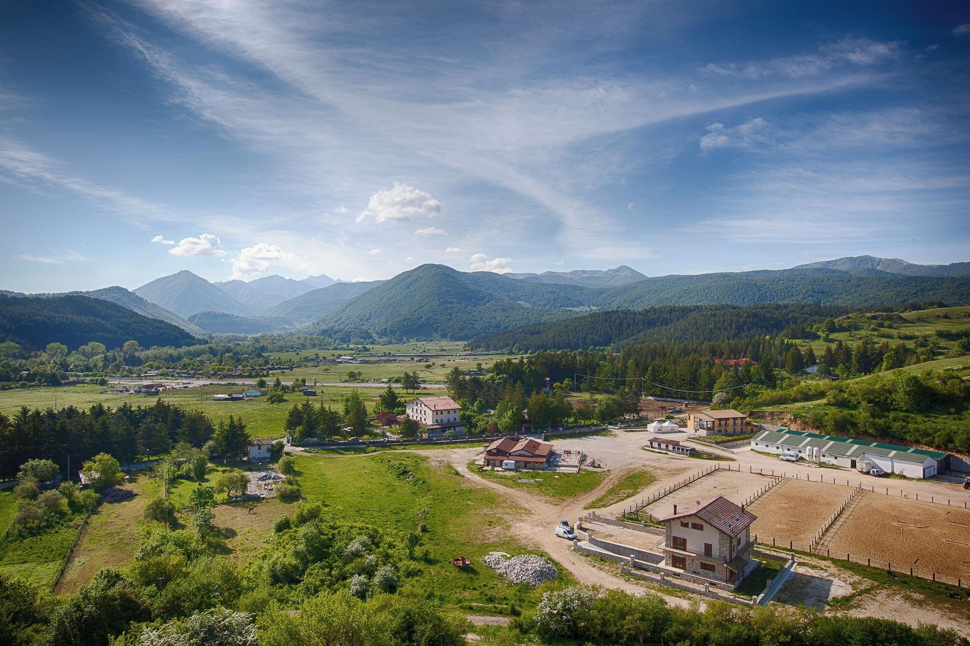 Vista Exterior Hotel Iris