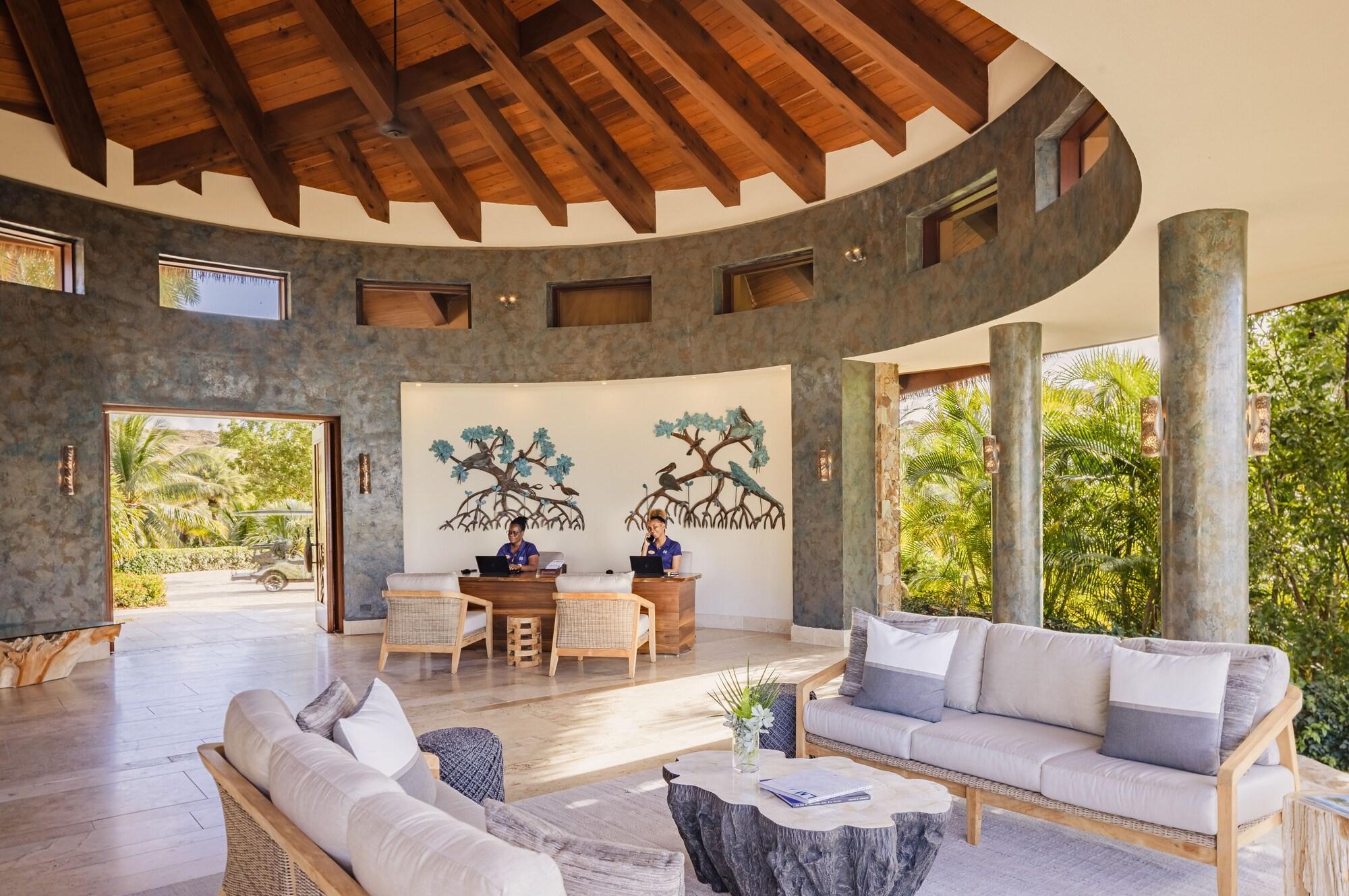 Vista Lobby Oil Nut Bay