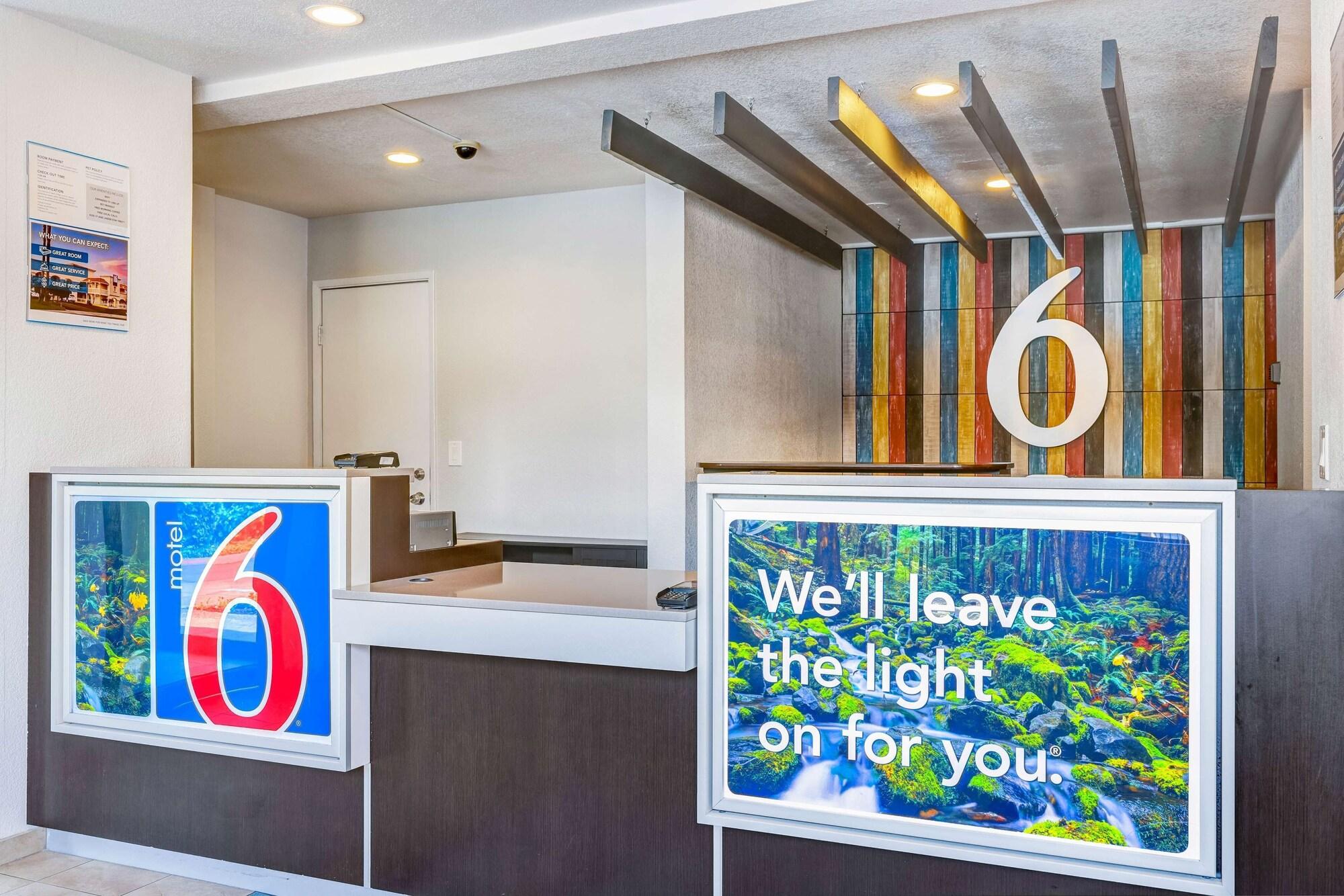 Comodidades del Alojamiento Motel 6 Kirkland, WA - North Kirkland