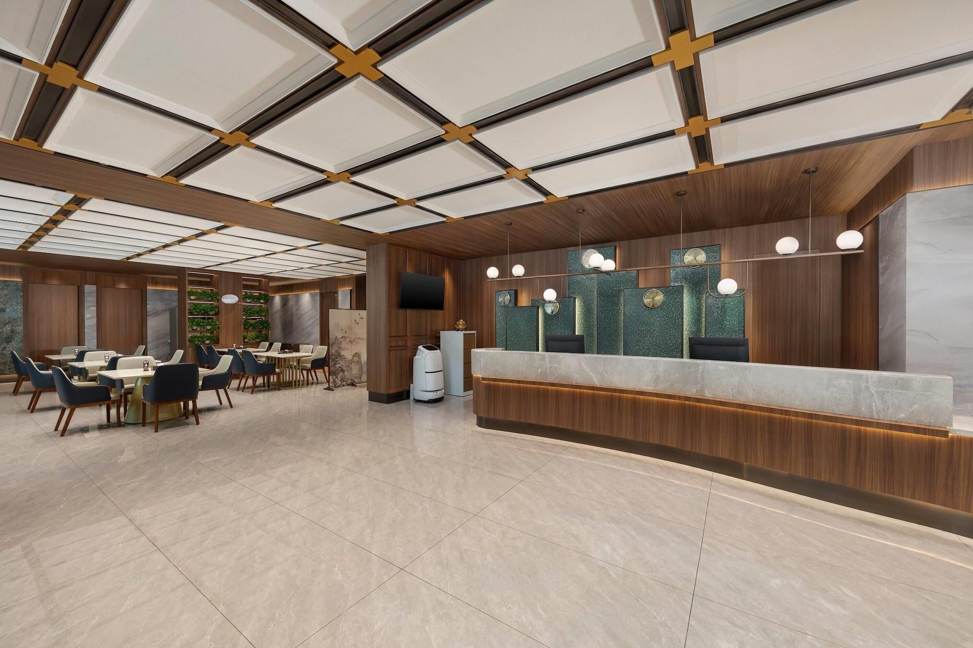 Vista Lobby Days Inn by Wyndham Beijing Chaoyang