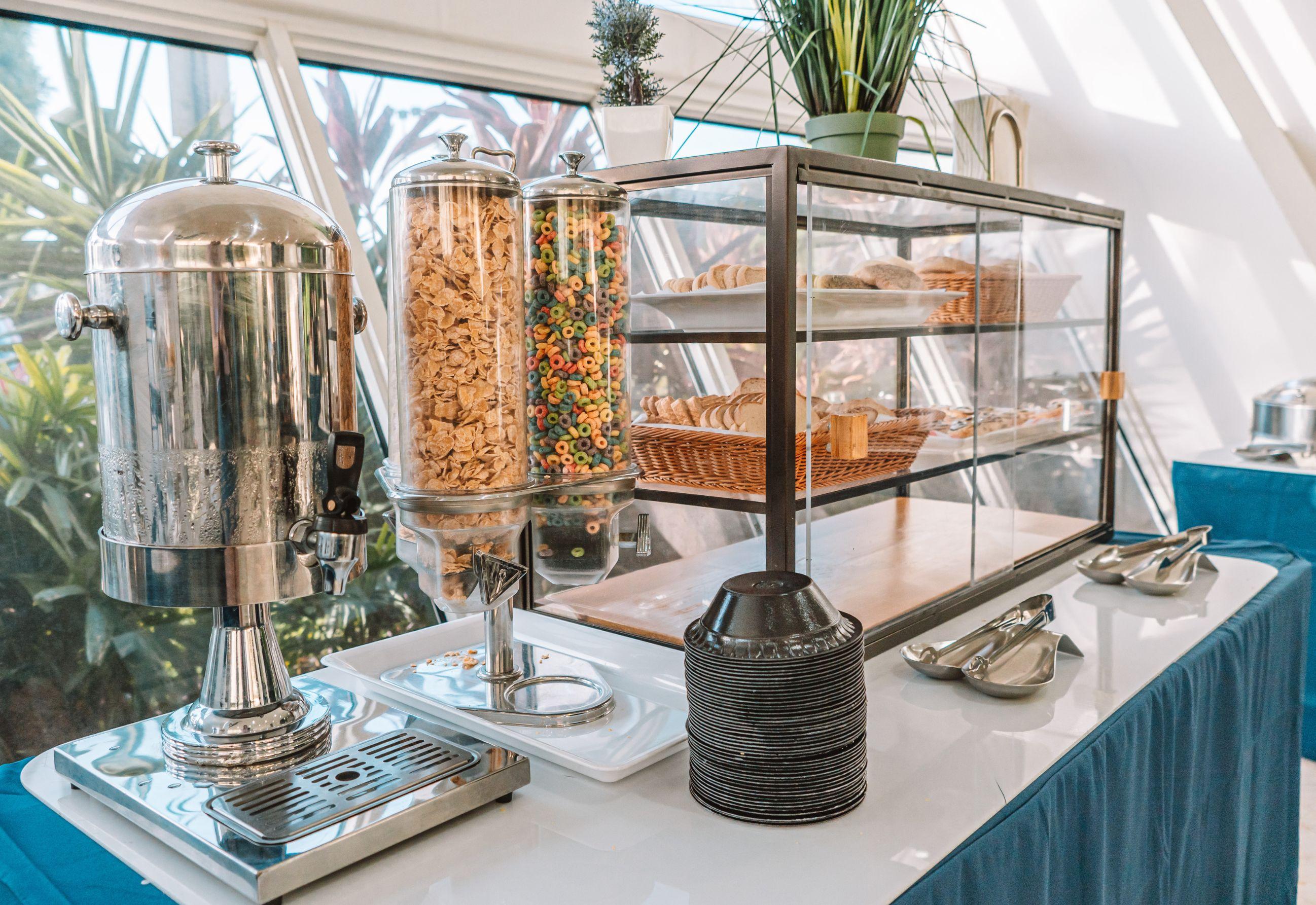 Restaurant Nuvo Suites Hotel