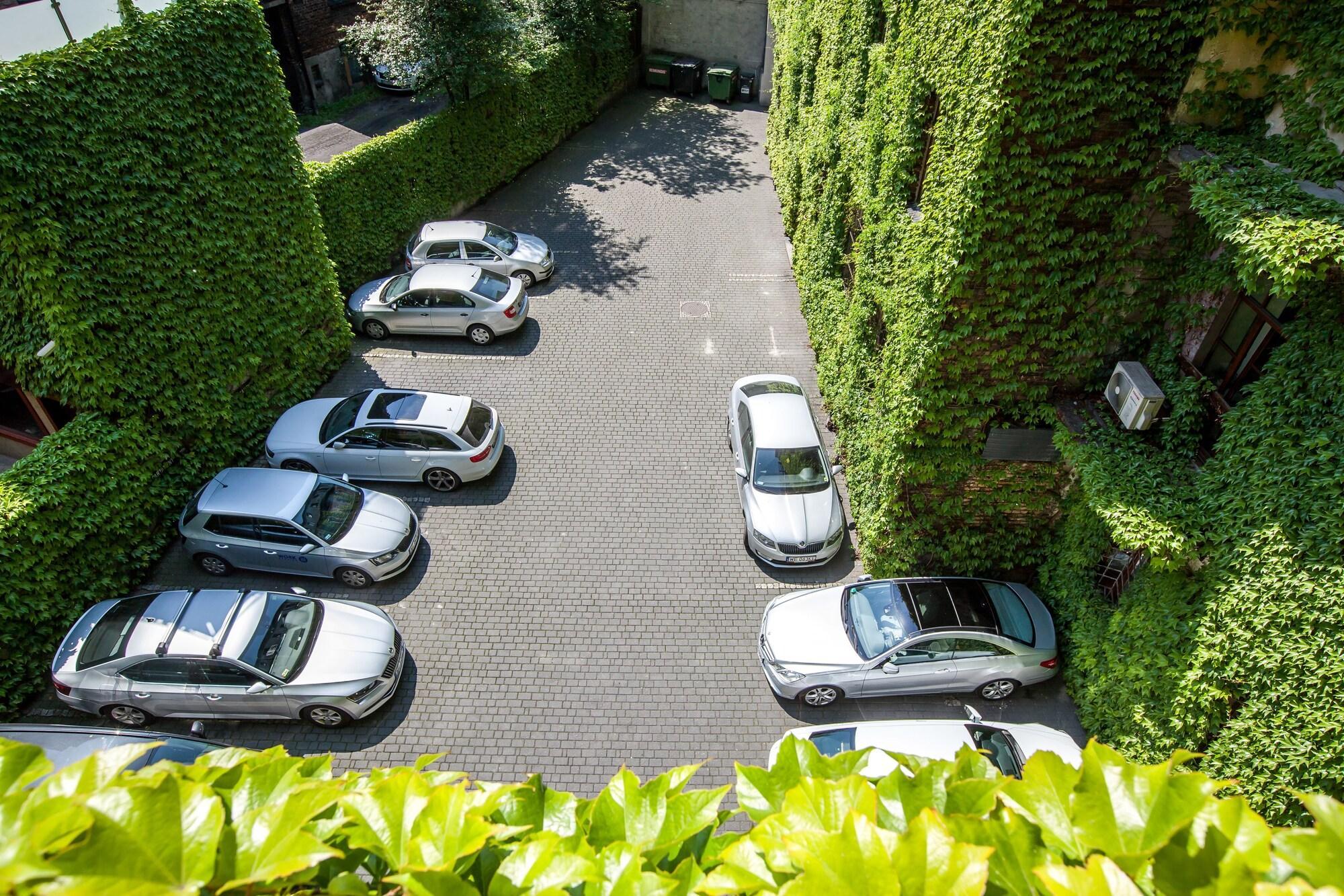 Vista Exterior Hornigold w Zielonej Kamienicy