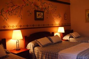 Alojamiento - Hostal Posada Del Angel