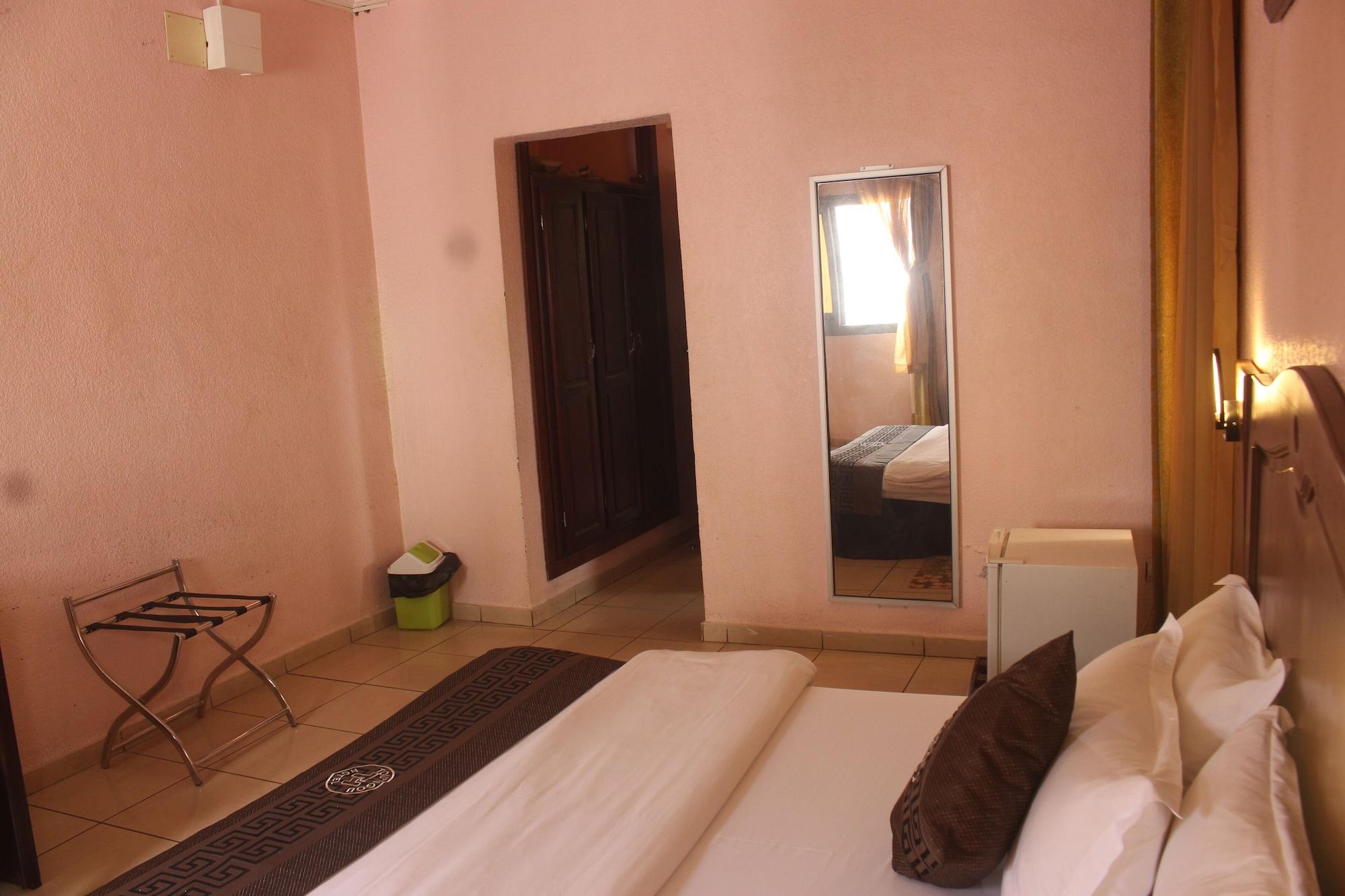 Habitación Tou'Ngou Hotel