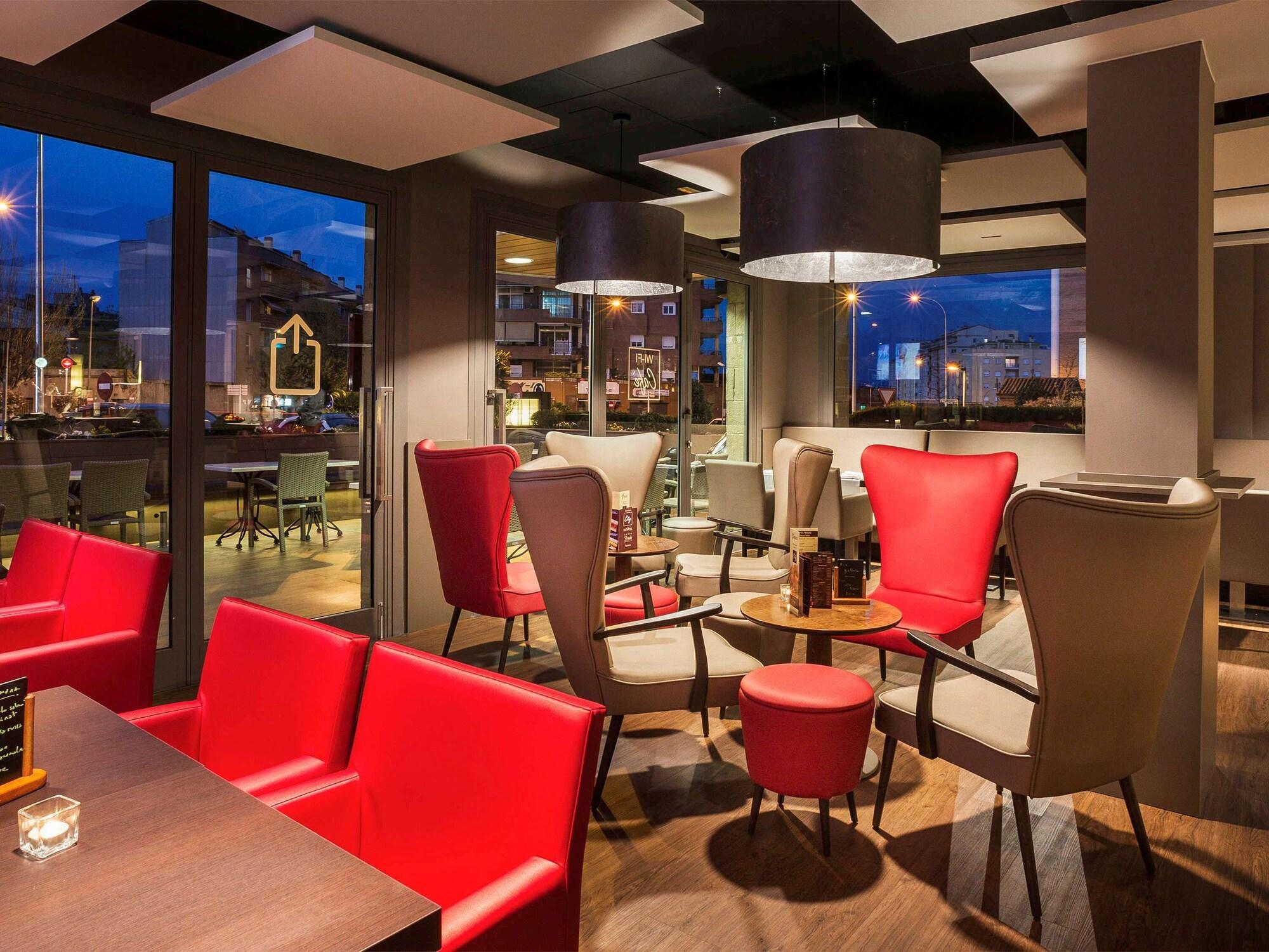 Sala de Reuniones ibis Styles Figueres Ronda