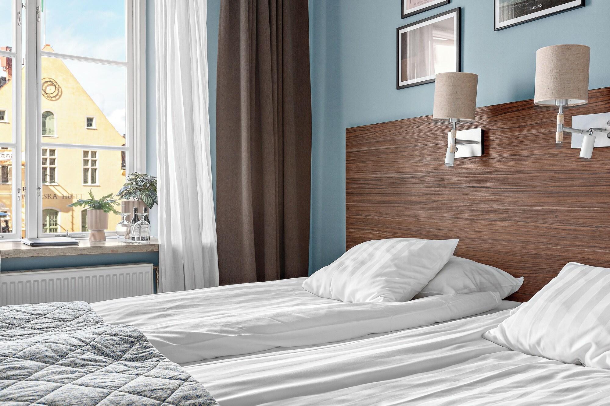 Varios Donners Hotel