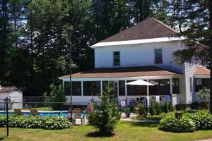 Alojamiento - Profile Motel & Cottages