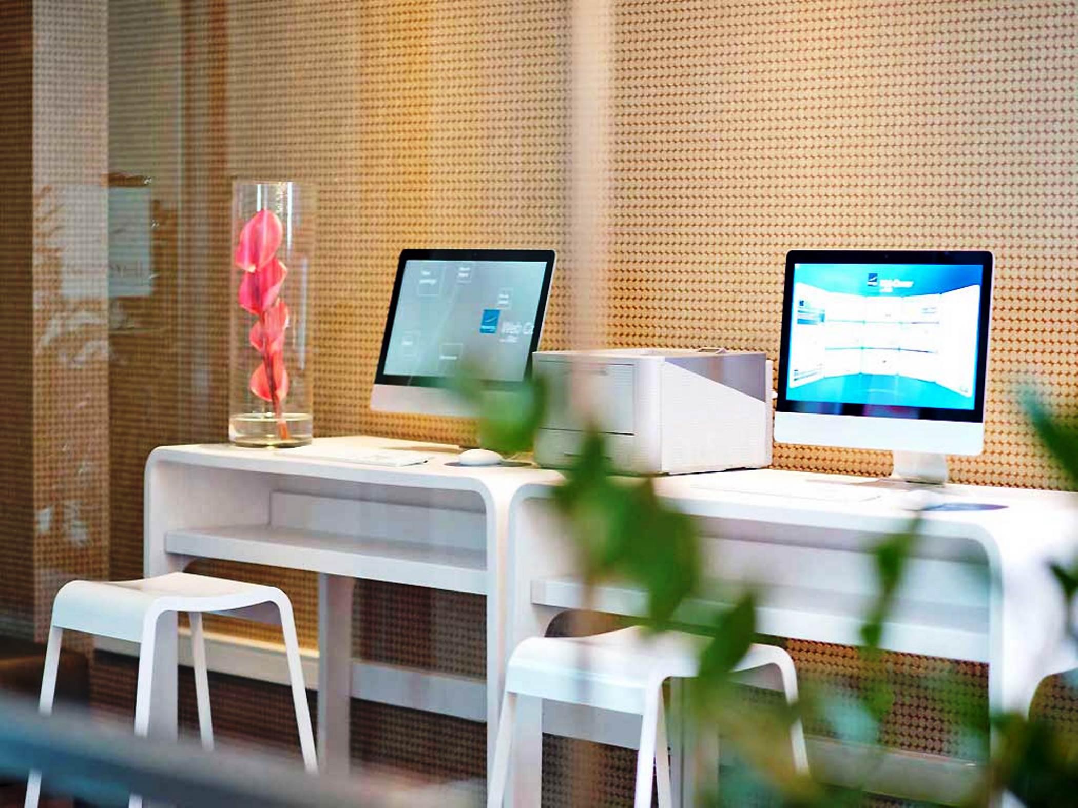 Vista Lobby Novotel Lodz Centrum