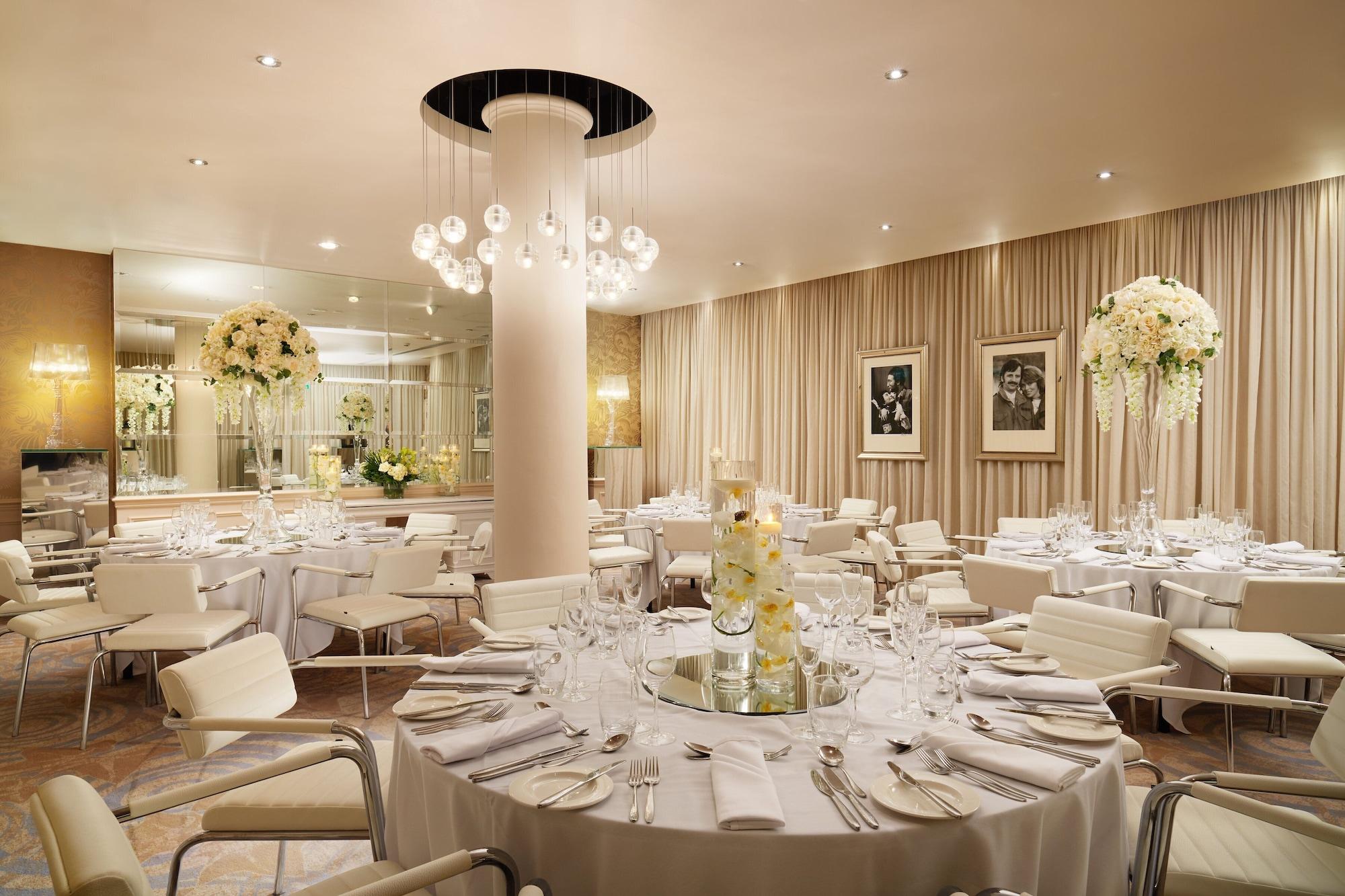 Sala de Reuniones Hard Days Night Hotel Liverpool