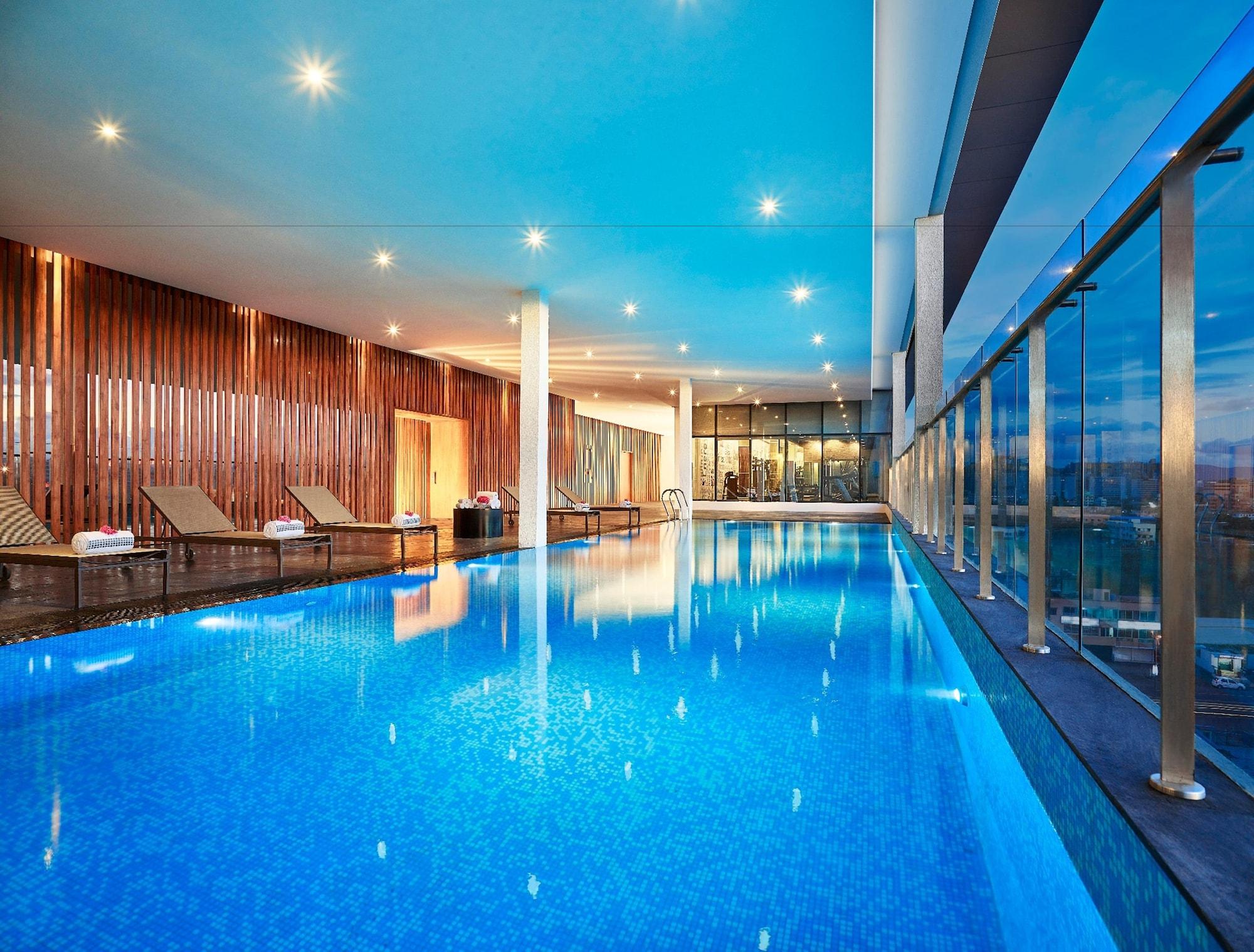 Vista Piscina Vivanta Pune, Hinjawadi