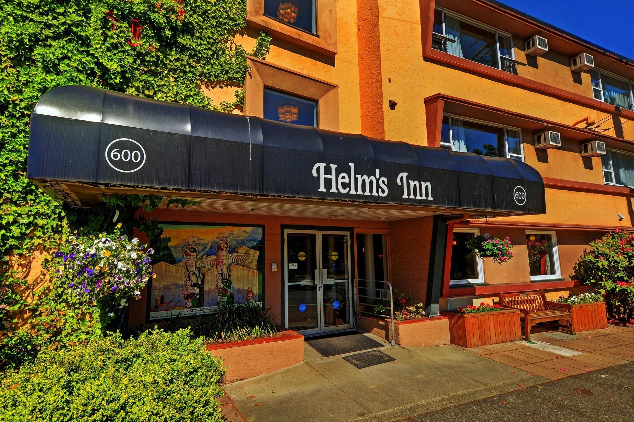 Vista Exterior Helms Inn