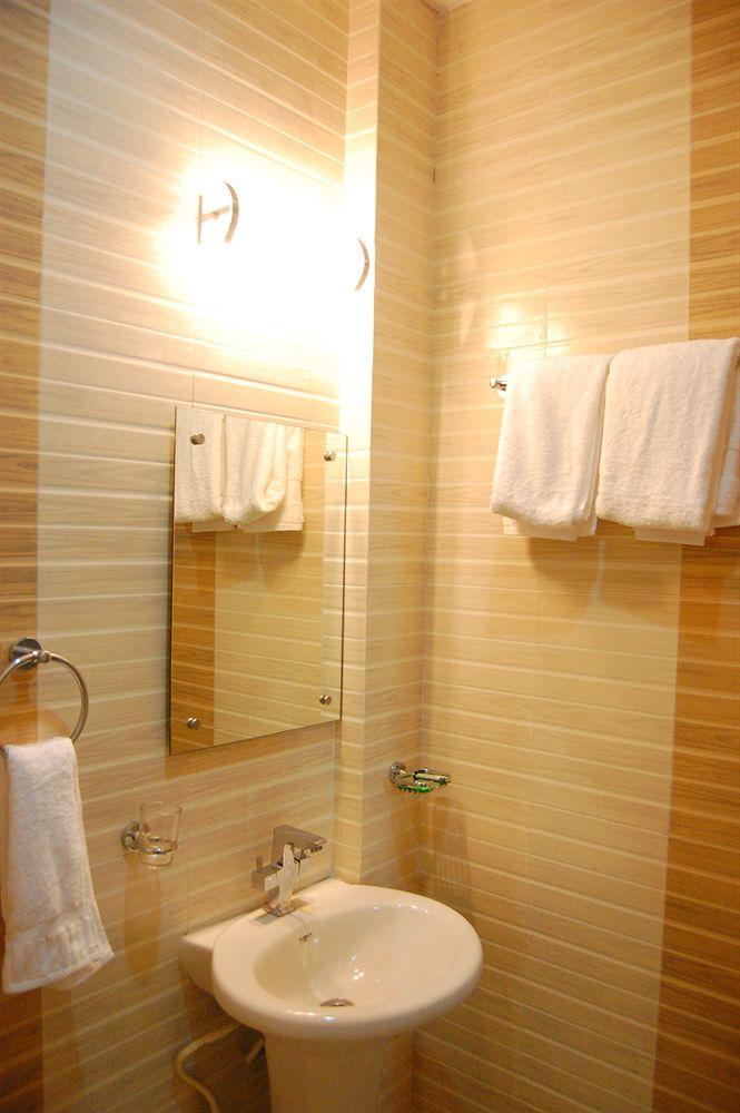 Equipamiento de Habitación Hotel Delhi Aerocity