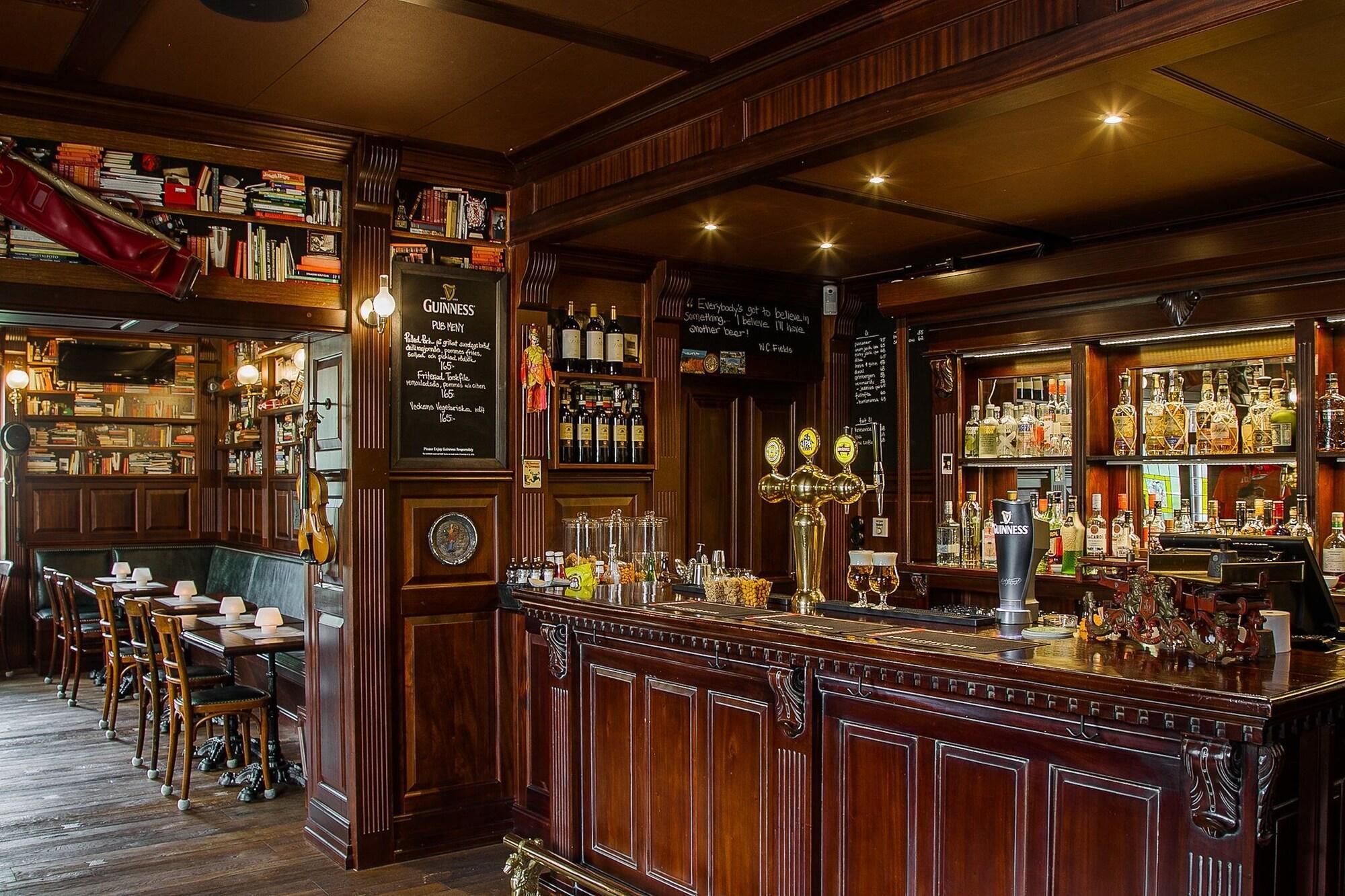 Bar/Salón Höörs Gästgifwaregård