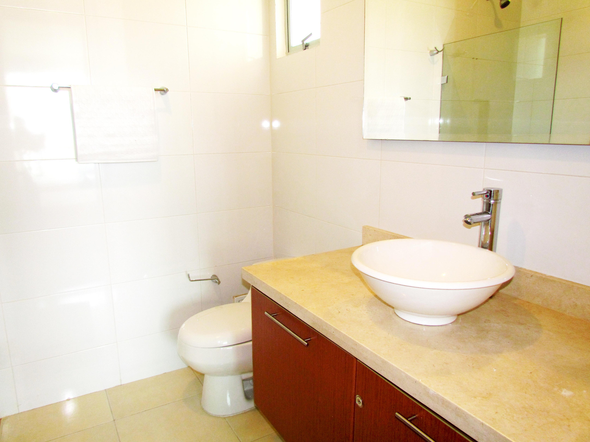 Baño Apartamento Premium - SMR138A