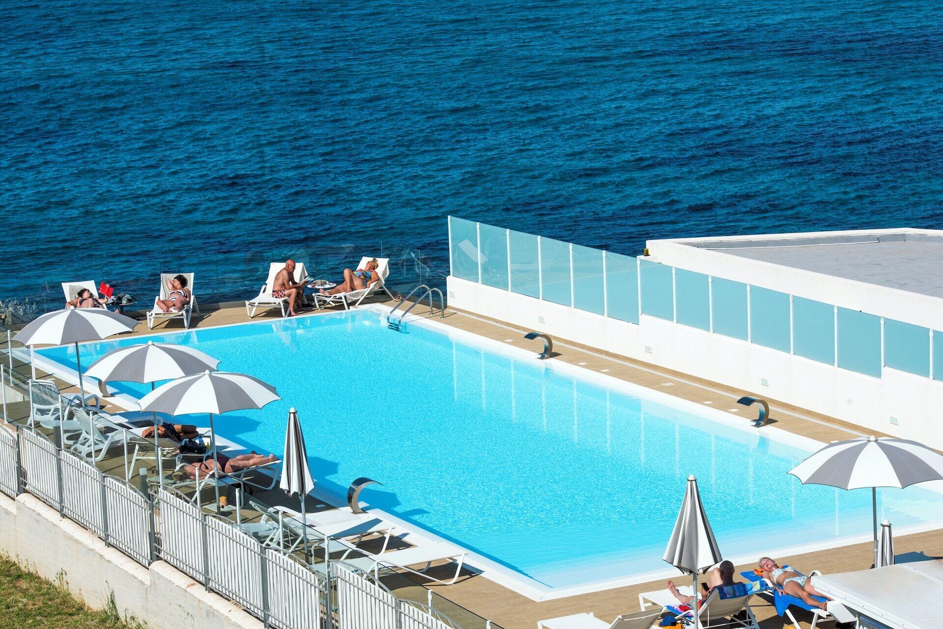 Vista Piscina Turums B&B