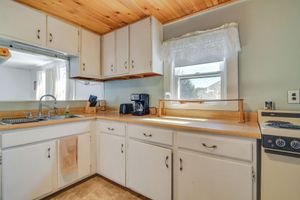 Alquiler Vacacional - Oakland Apt on Messalonskee Lake w/ Dock Access!