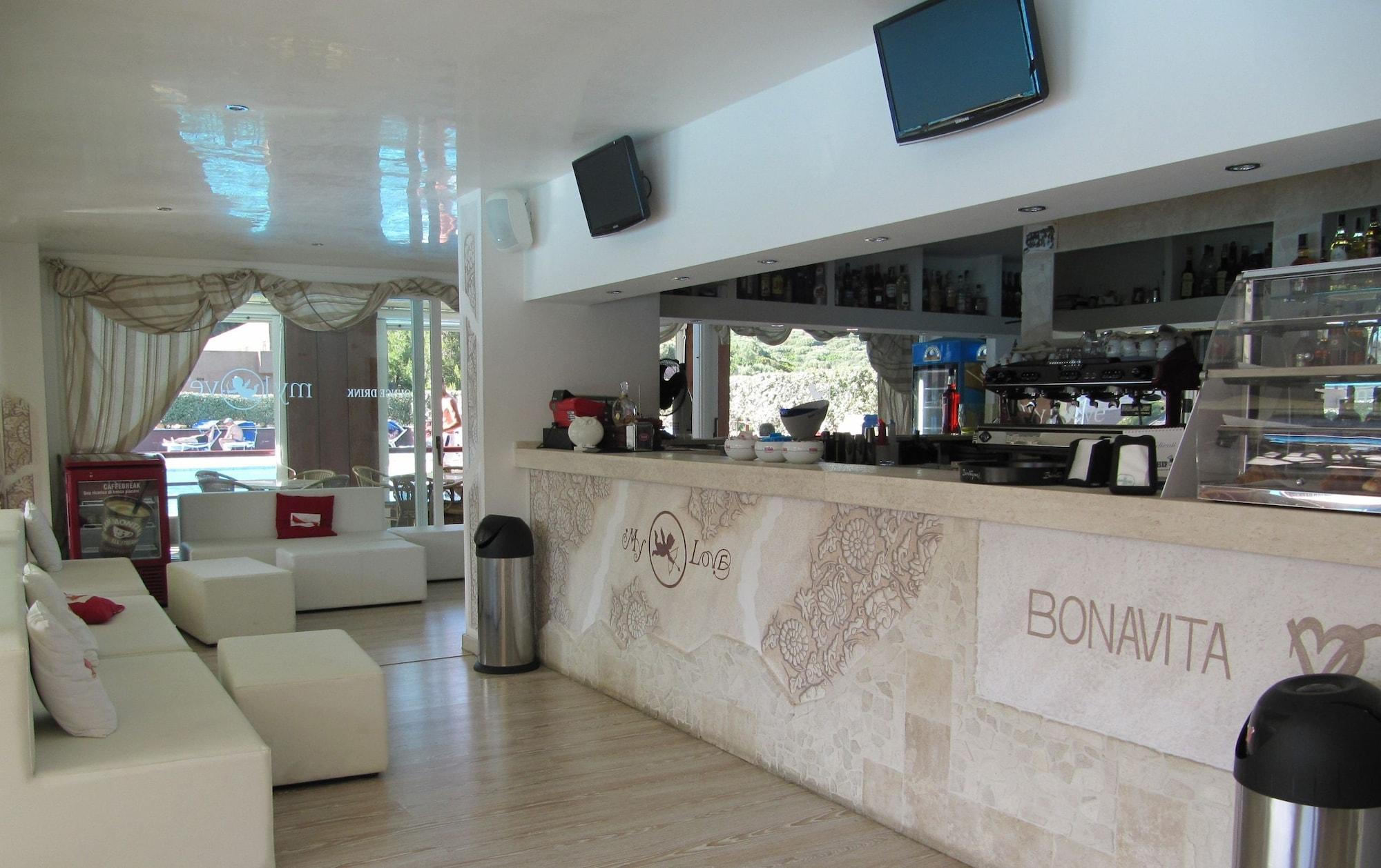 Bar/Salón Centro Vacanze Cugnana Verde