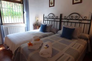 Alquiler Vacacional - RURAL HOUSE 8 person RODEADA OF NATURE AND TRANQUILITY 4 BEDROOMS AND 4 BATHROOMS