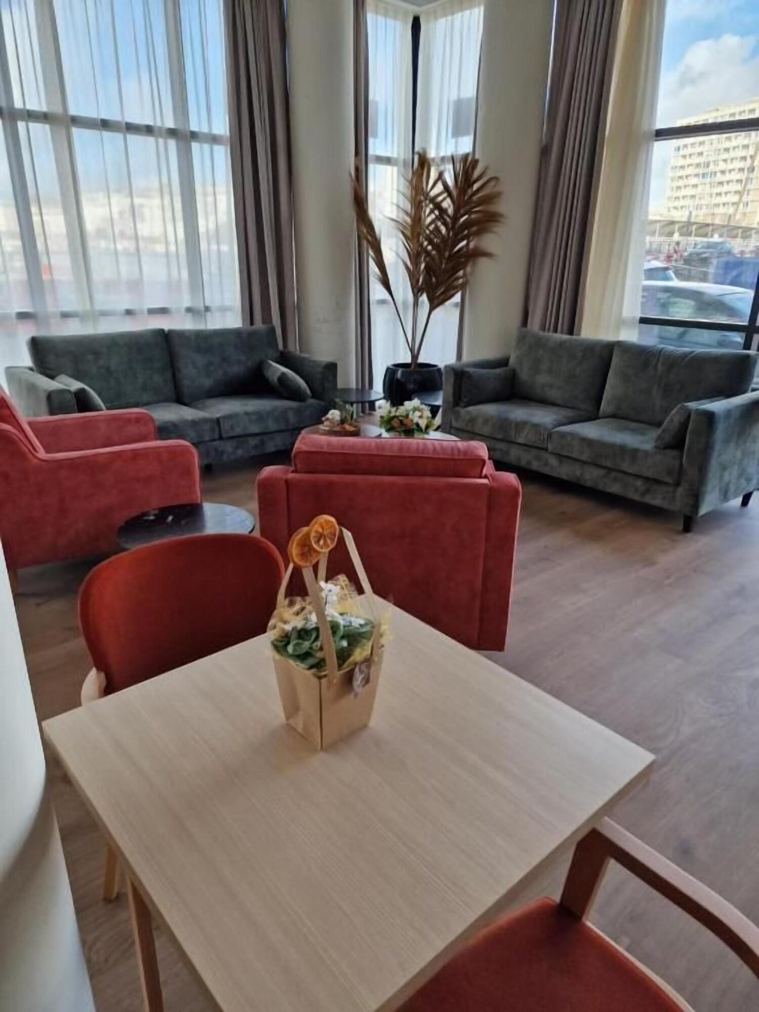 Vista Lobby Zenao Appart'hôtels Boulogne-sur-Mer - La Rose des Vents