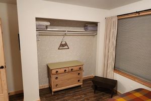 Alquiler Vacacional - Hungry Horse Hideaway #D - 2 Bedroom 1 Full Bath - 10 minutes from Glacier Park!