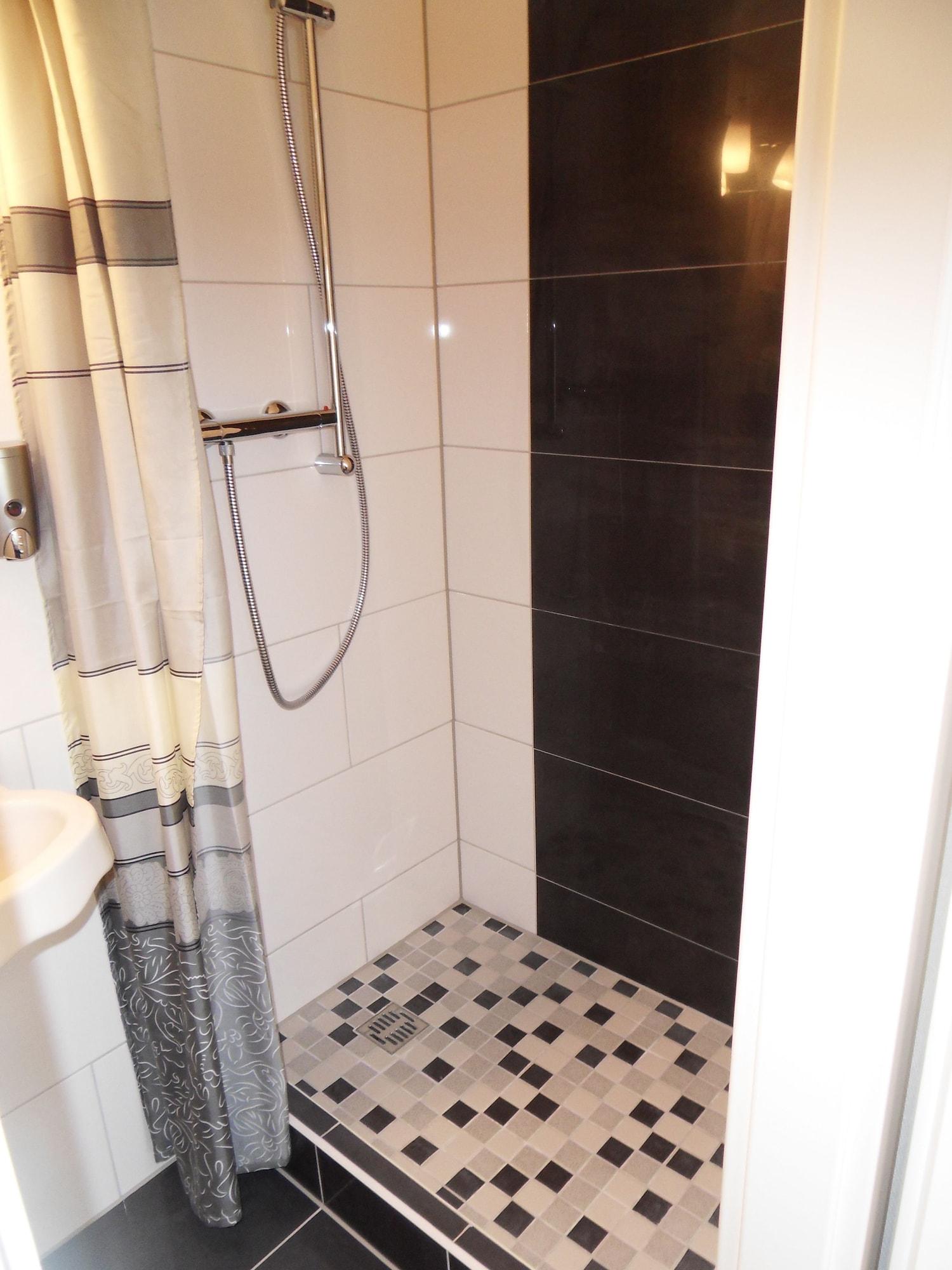 Equipamiento de Habitación City Central Promenade