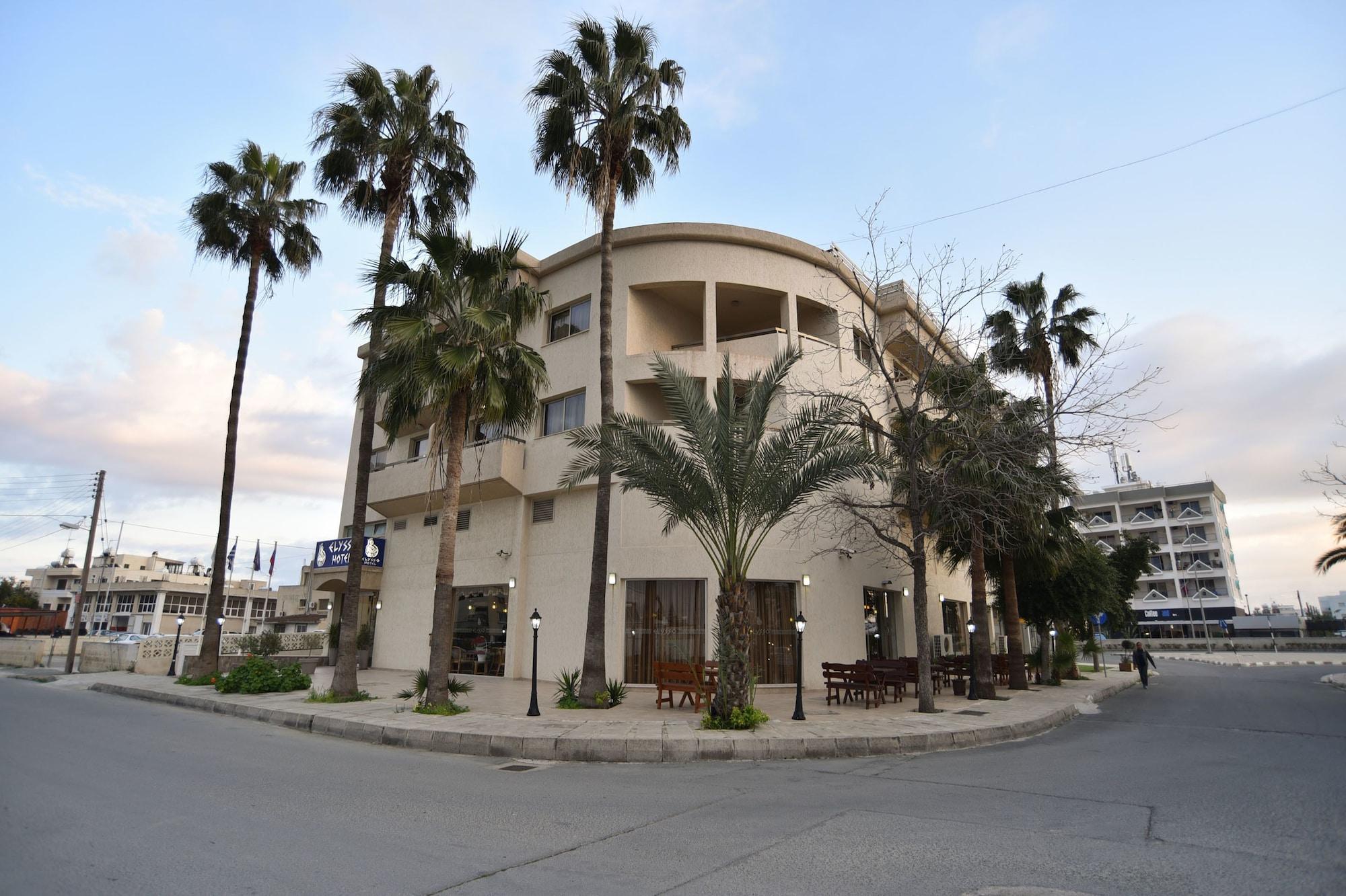 Vista Exterior Elysso Hotel