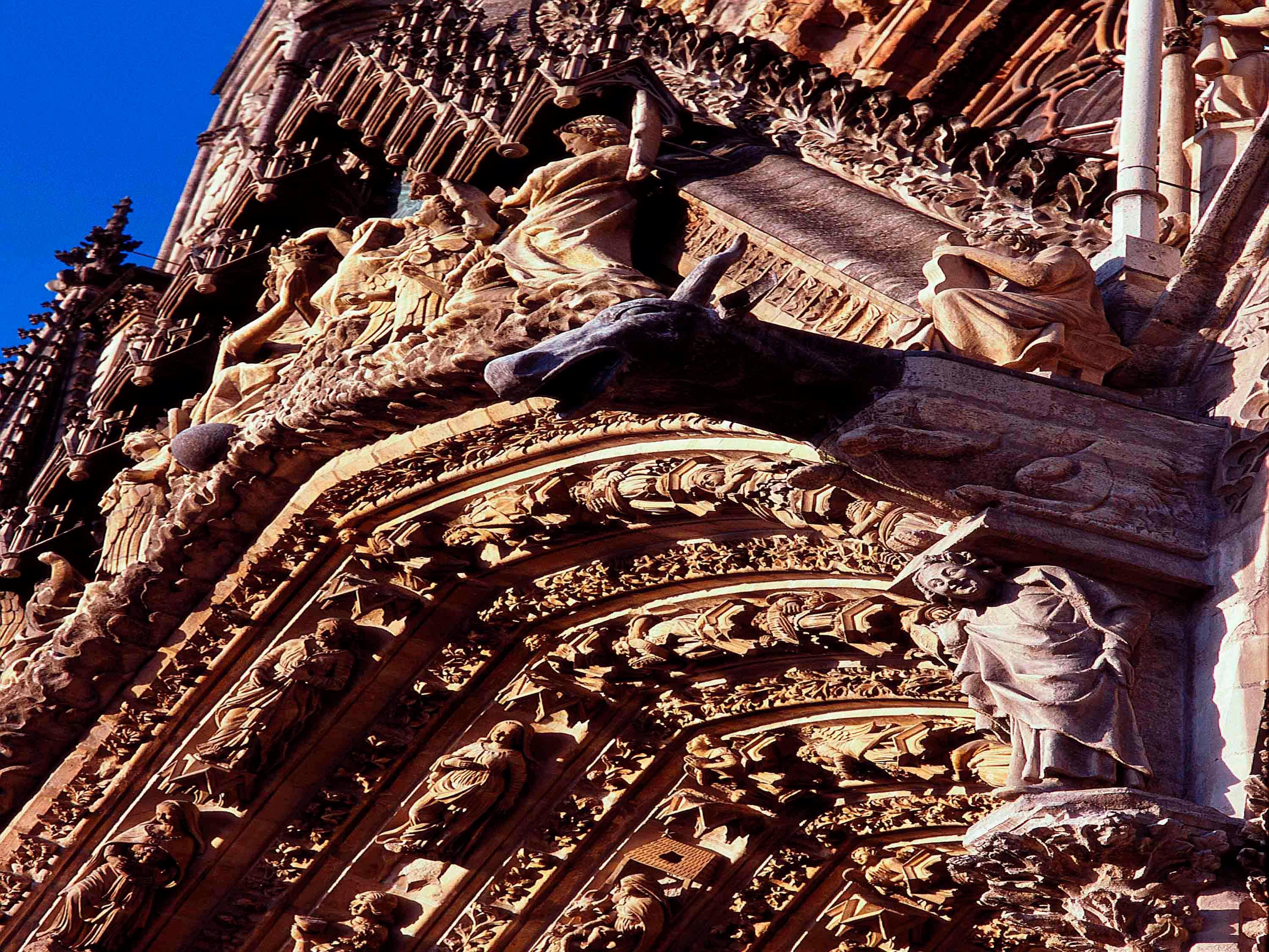 Vista Exterior ibis budget Château-Thierry