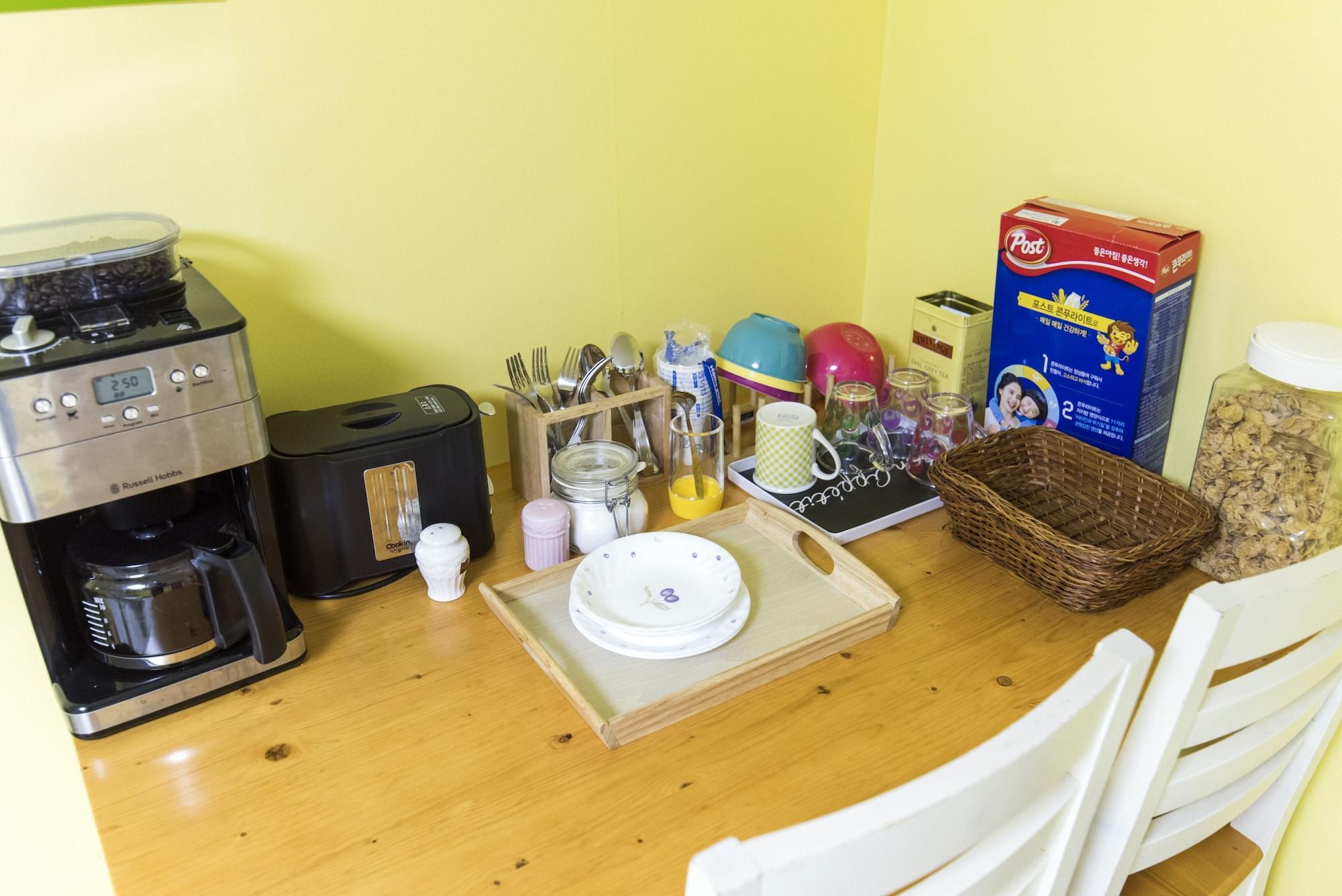 Restaurant Cobe Guesthouse Dongdaemun - Hostel