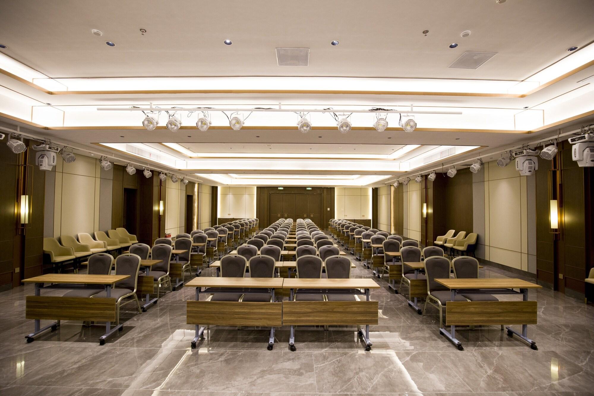Sala de Reuniones Holiday Inn Express Harbin Exhibition Center by IHG
