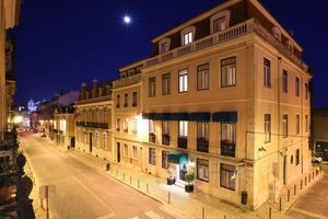 Alojamiento - Heritage As Janelas Verdes Inn - Riverside
