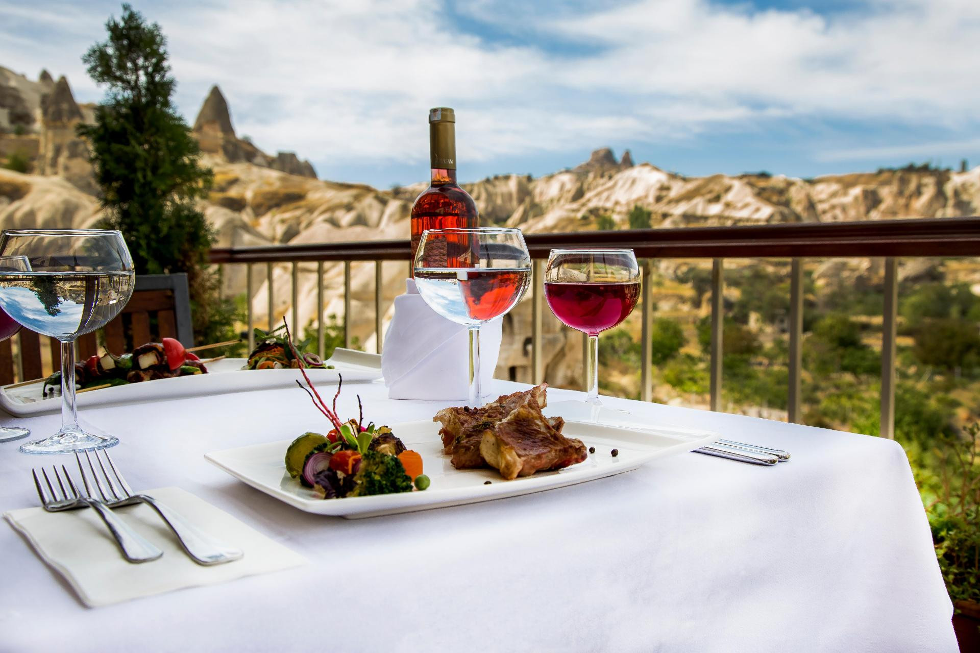 Varios Goreme Kaya Hotel