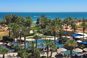 Alquiler Vacacional - Tropical Oasis at Bella Sirena. Center Tower with Ocean Views in all rooms.