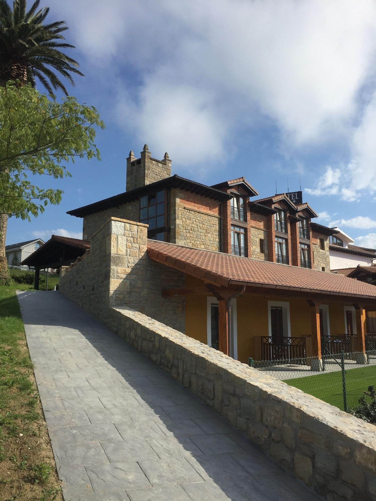 Vista Exterior Hotel Marfrei