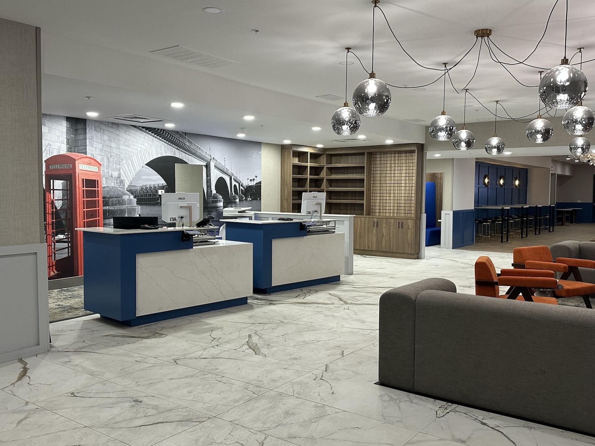 Vista Lobby Quality Inn & Suites Lake Havasu City
