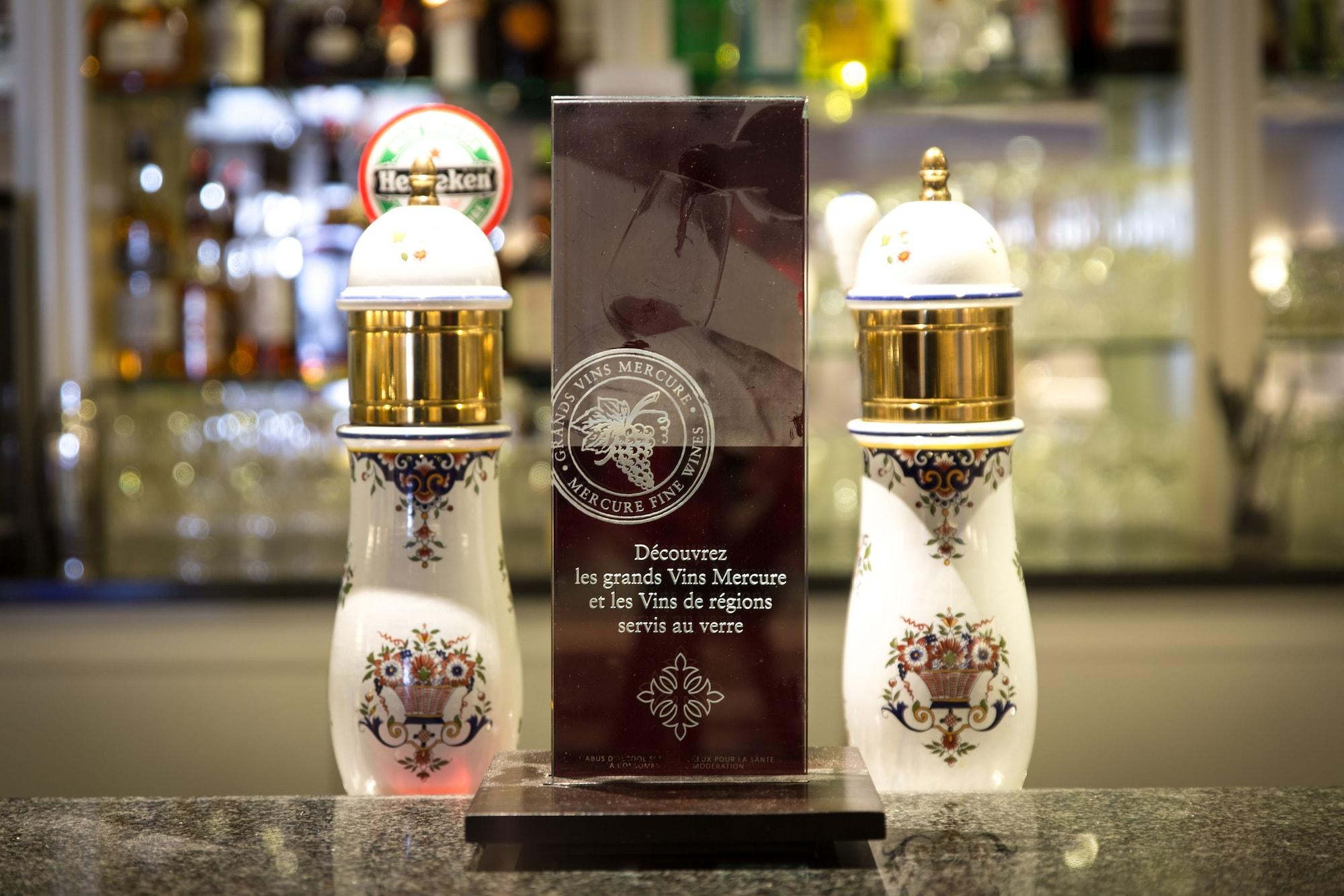 Bar/Salón Mercure Lourdes Imperial