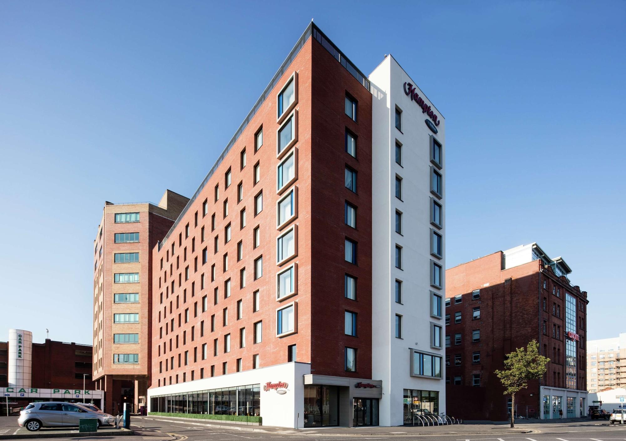 Vista Exterior Hampton by Hilton Belfast City Centre
