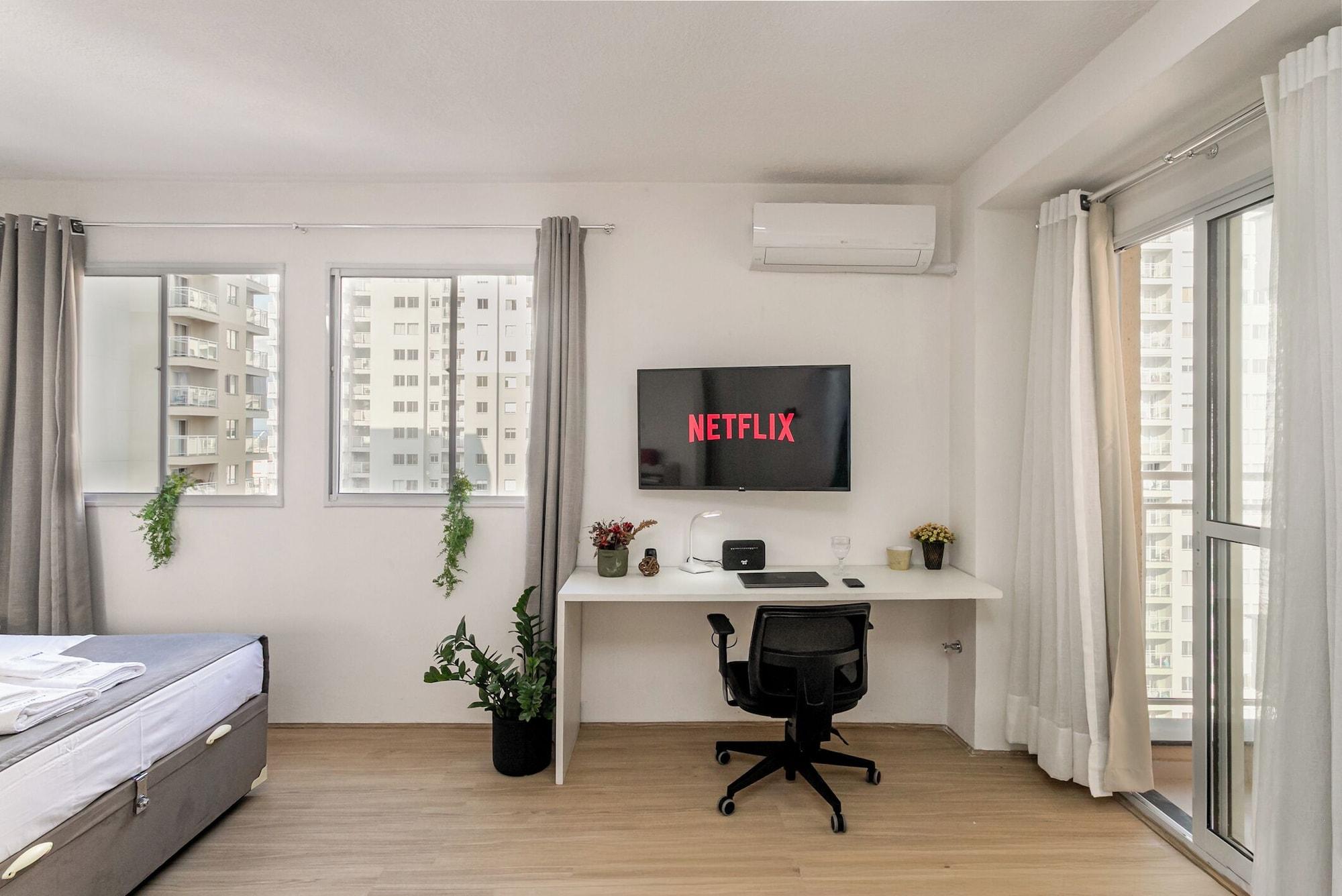 Habitación Moderno com AC piscina e academia
