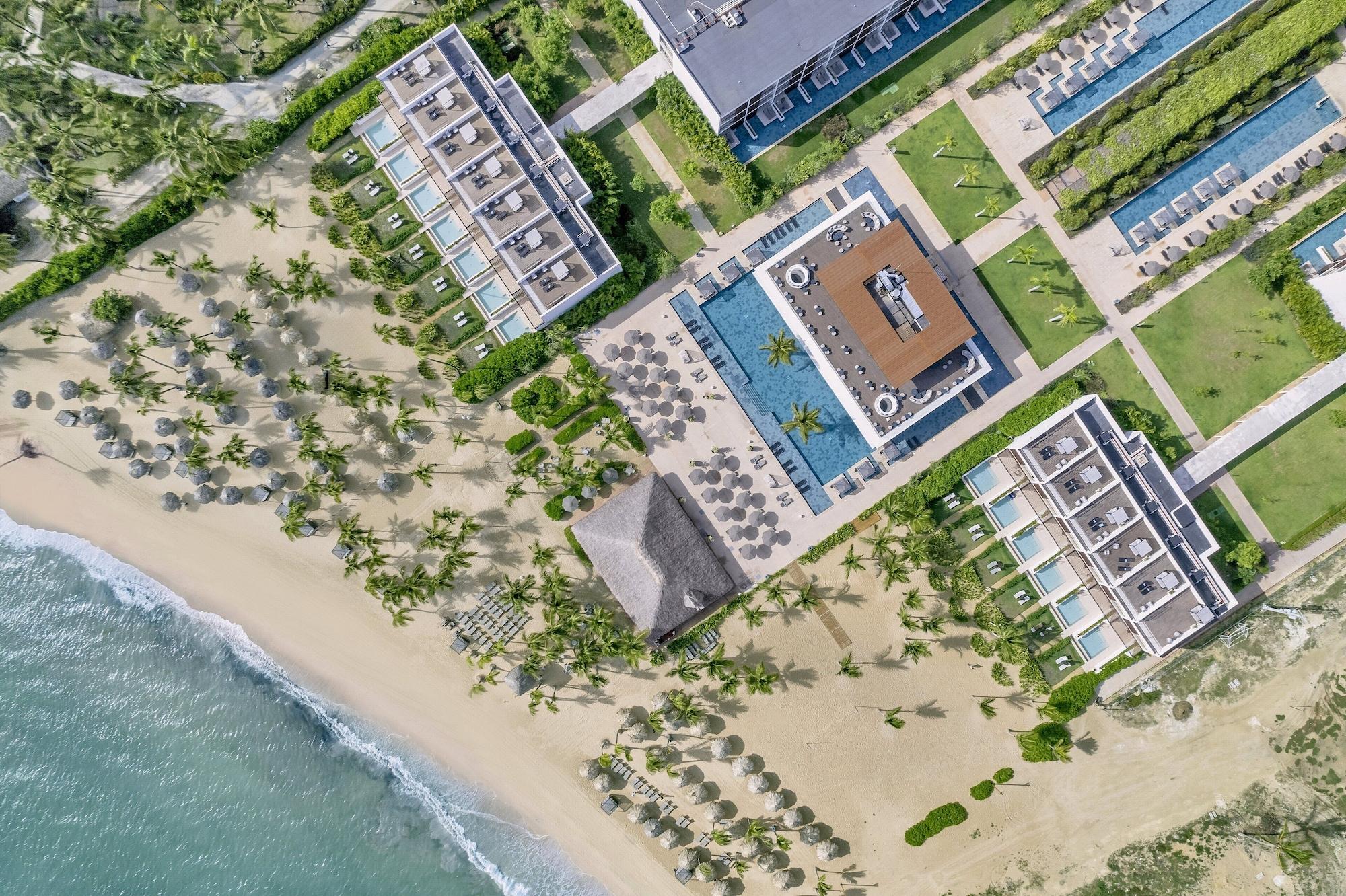 Vista Exterior Live Aqua Punta Cana - All Inclusive - Adults Only