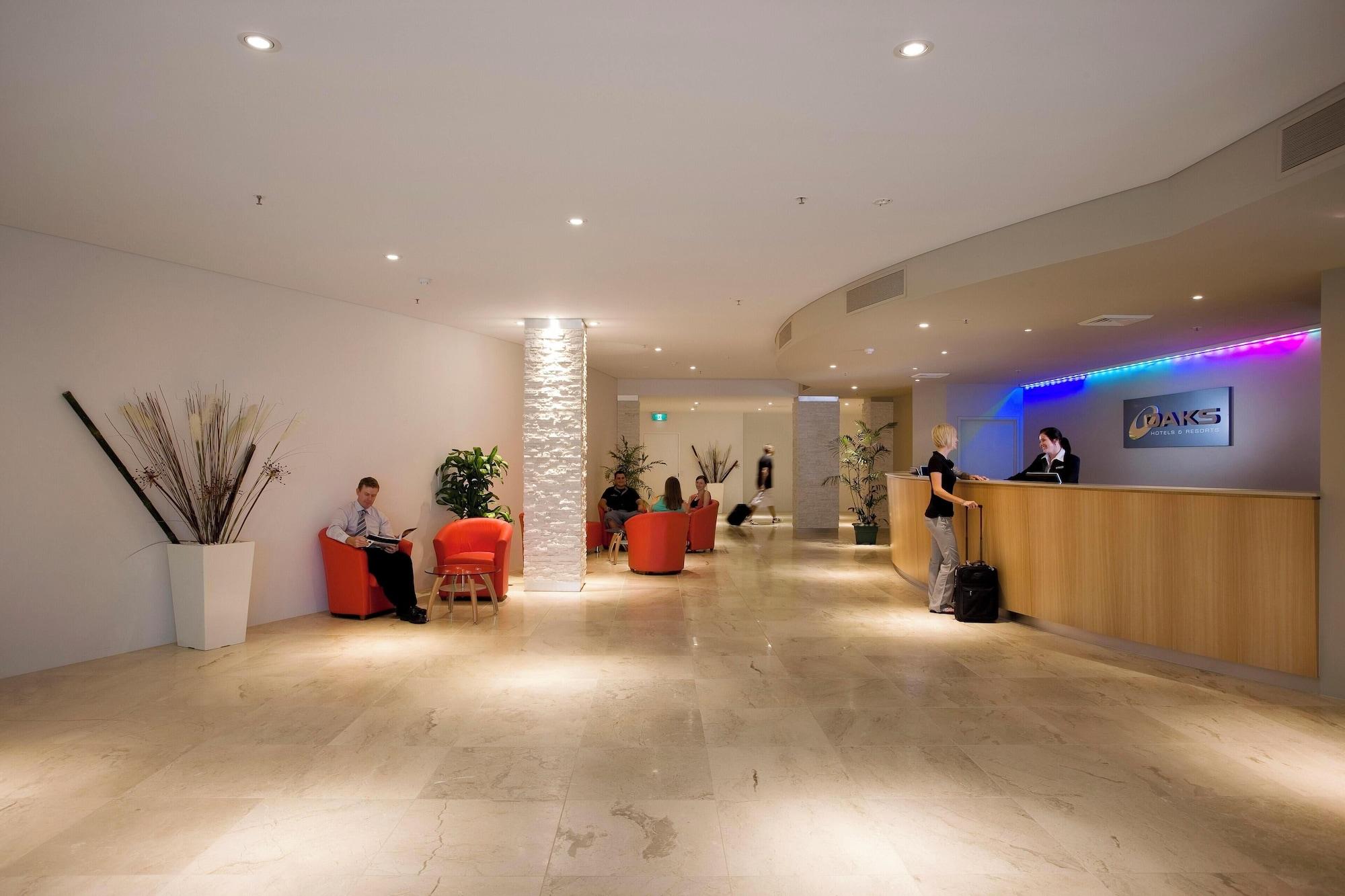 Vista Lobby Oaks Townsville Gateway Suites