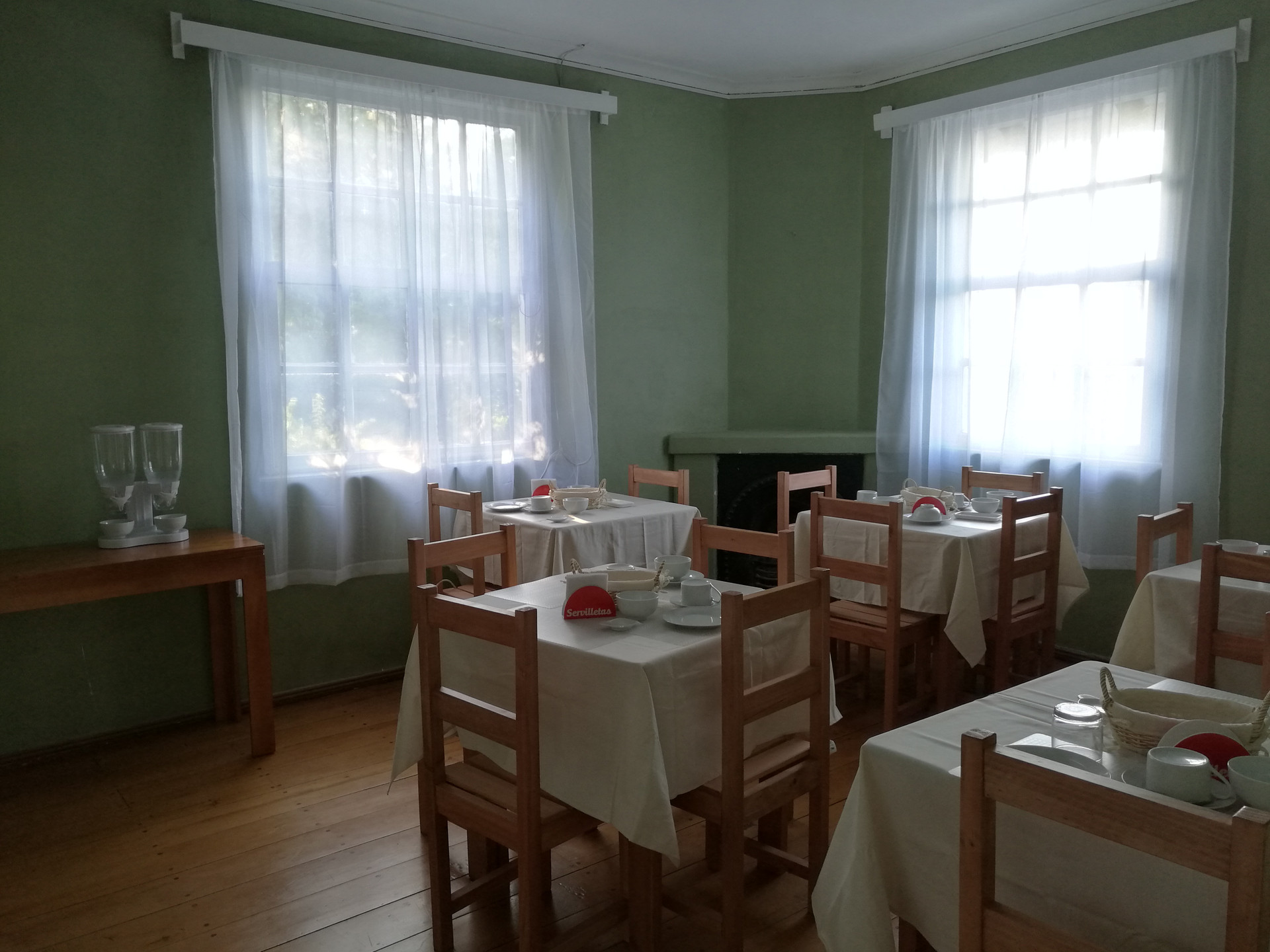 Comodidades del Alojamiento Hostal Serranías Schwager