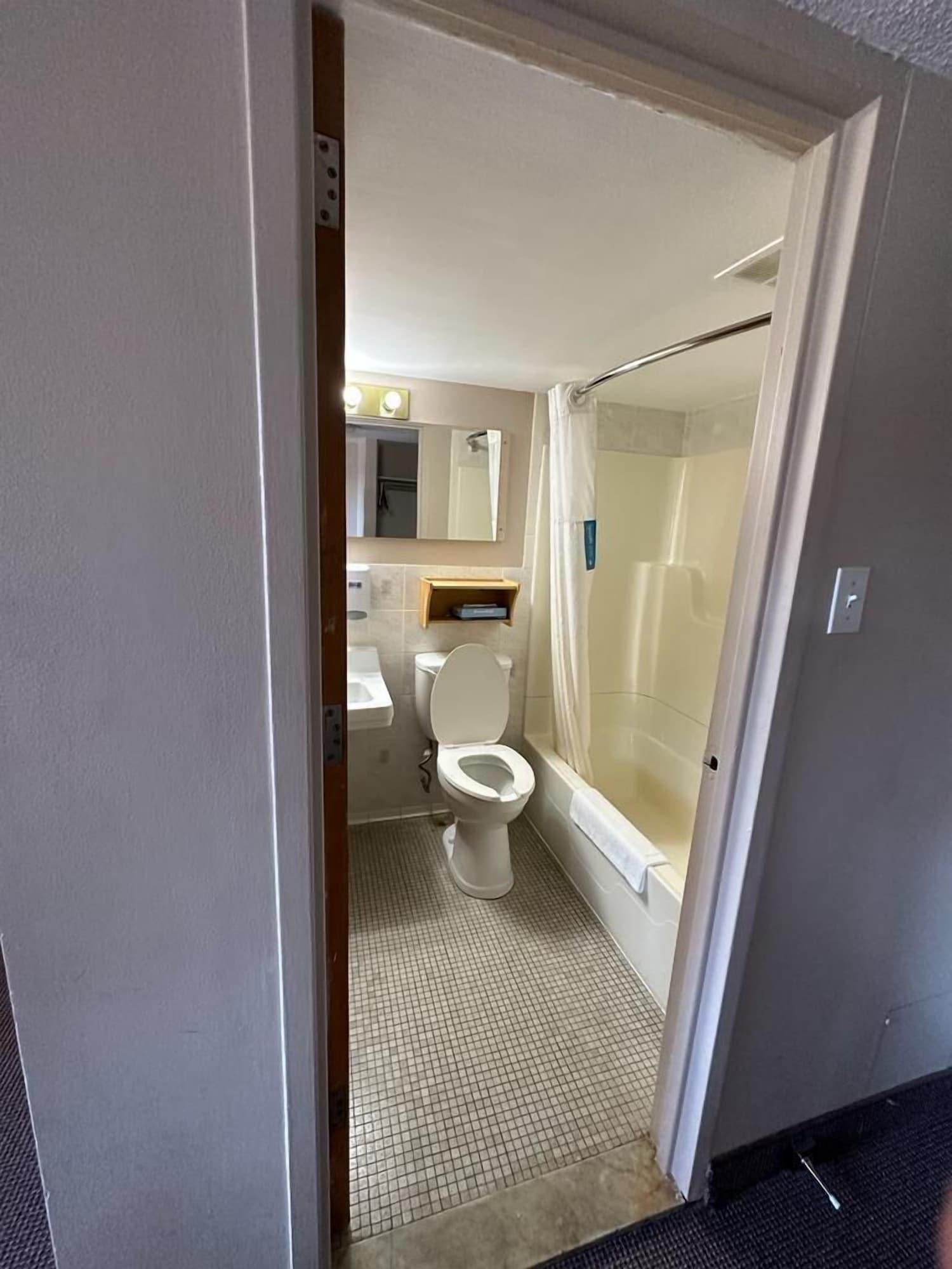 Equipamiento de Habitación Bears Den Lounge and Motel