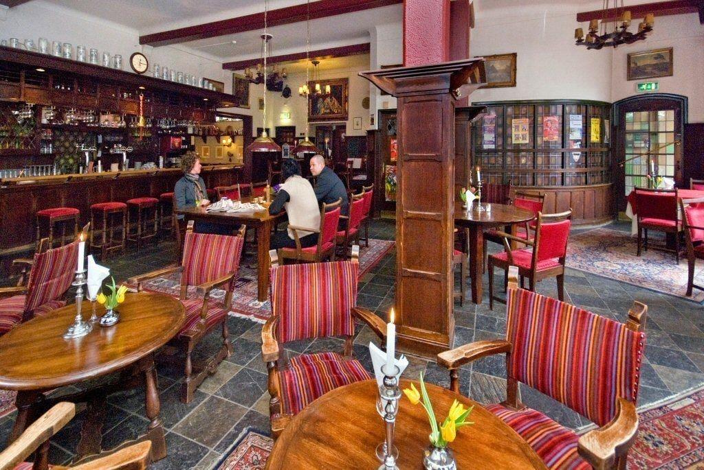 Bar/Salón Hotel De Kroon