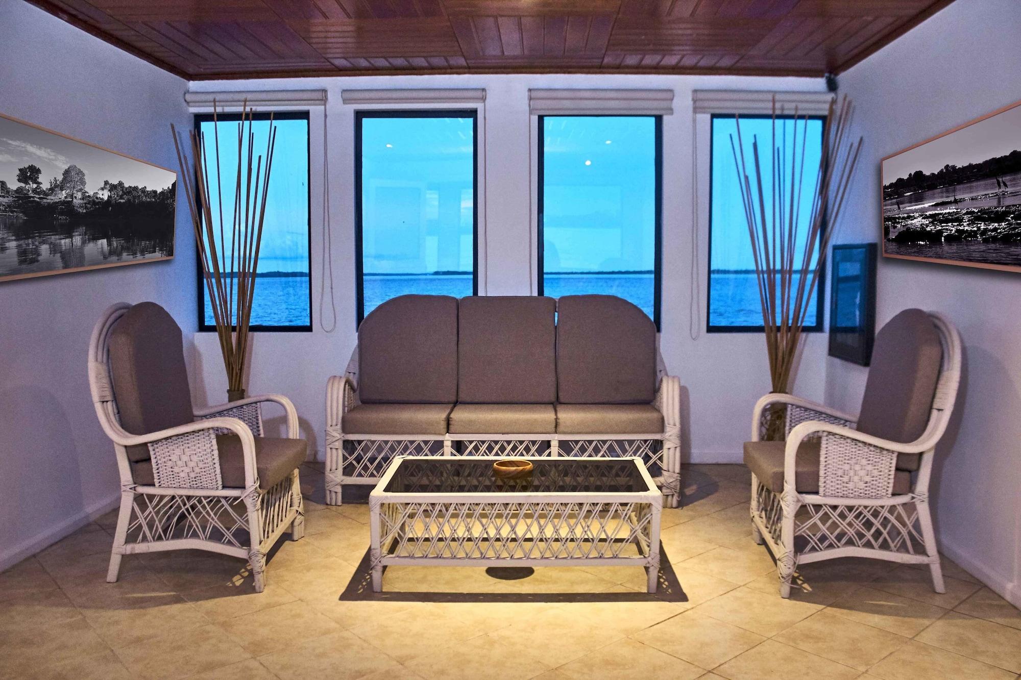 Vista Lobby Jungle Experiences La Perla